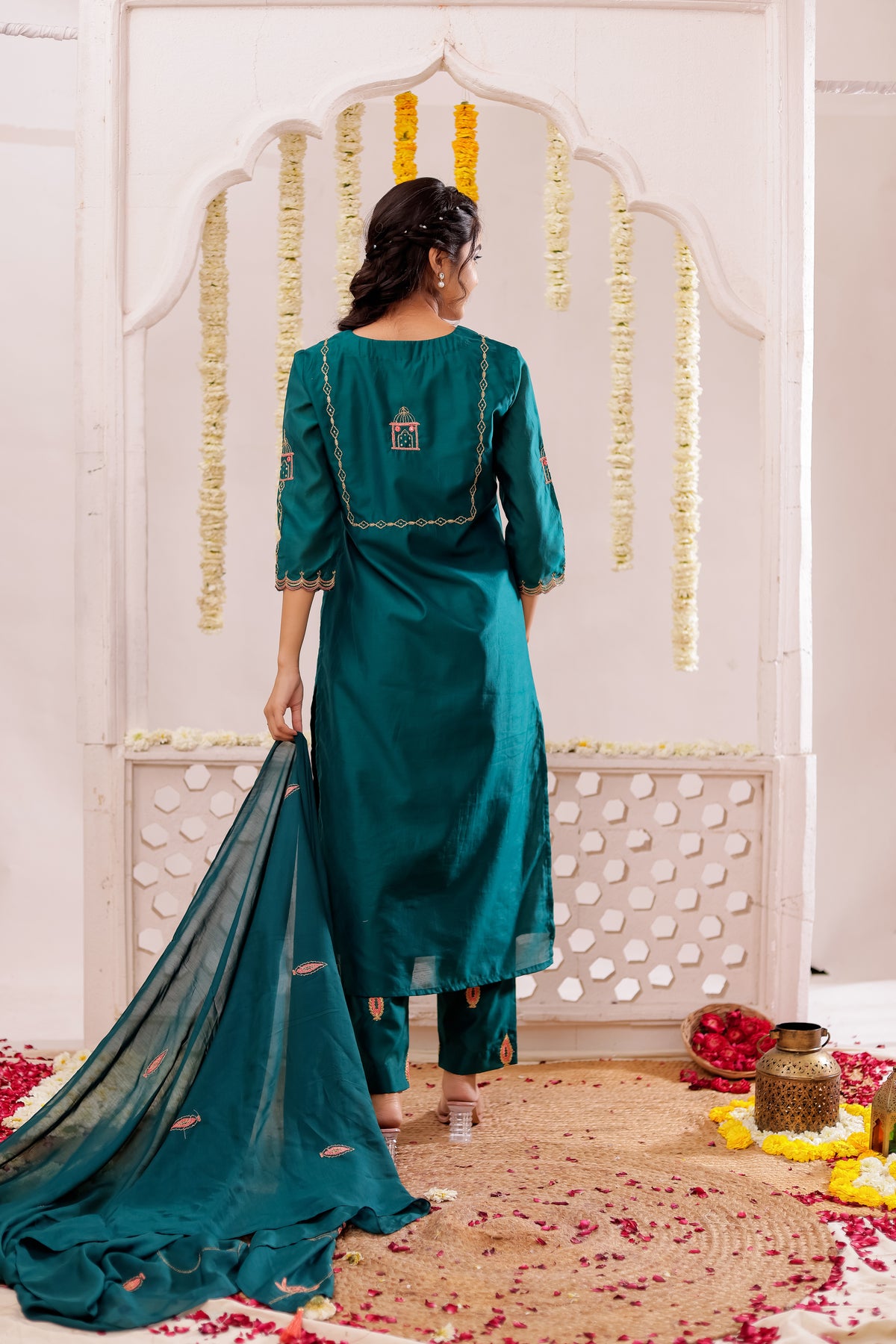 RICH SILK 3PC SET EMBELLISHED WITH PLACEMENT EMBROIDERY & ADDA WORK DETAILS