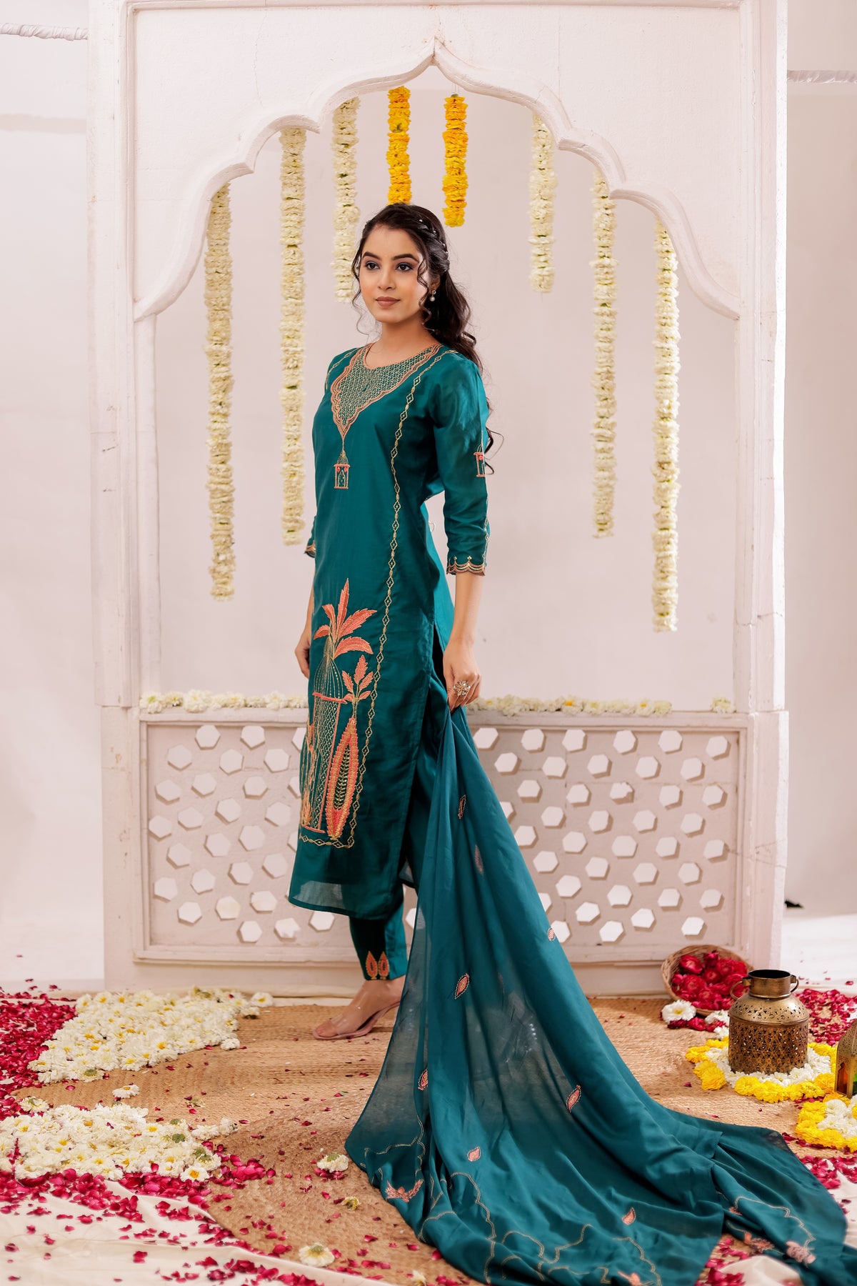 RICH SILK 3PC SET EMBELLISHED WITH PLACEMENT EMBROIDERY & ADDA WORK DETAILS