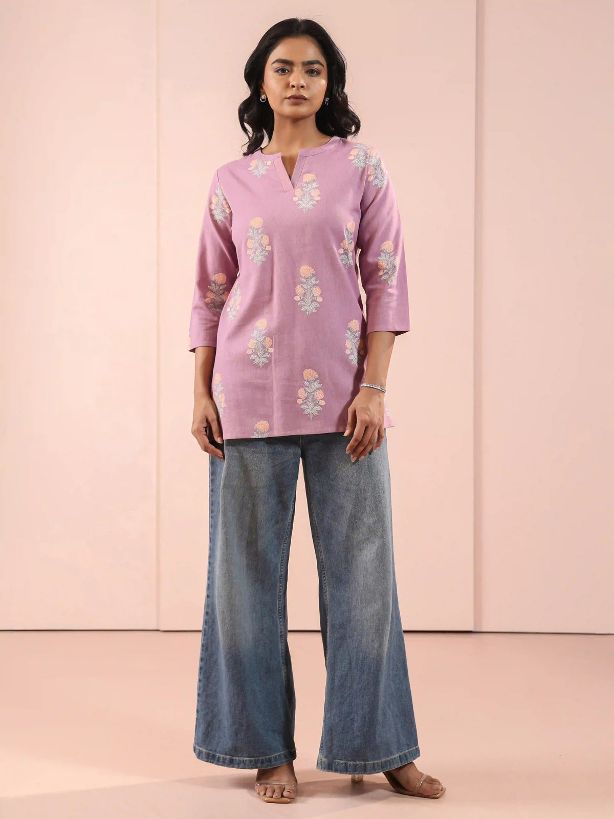 LINEN BLEND SHORT TOP EMBELLISHED WITH HAD CRAFT DETAILS