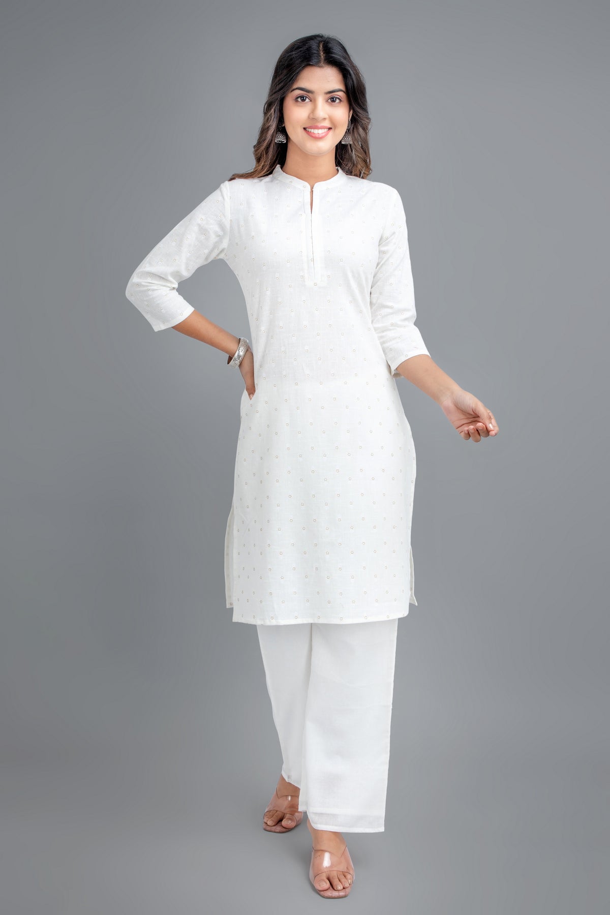 COMMAND ATTENTION WITH OUR 100% COTTON SCREEN PRINTED STRAIGHT KURTI!