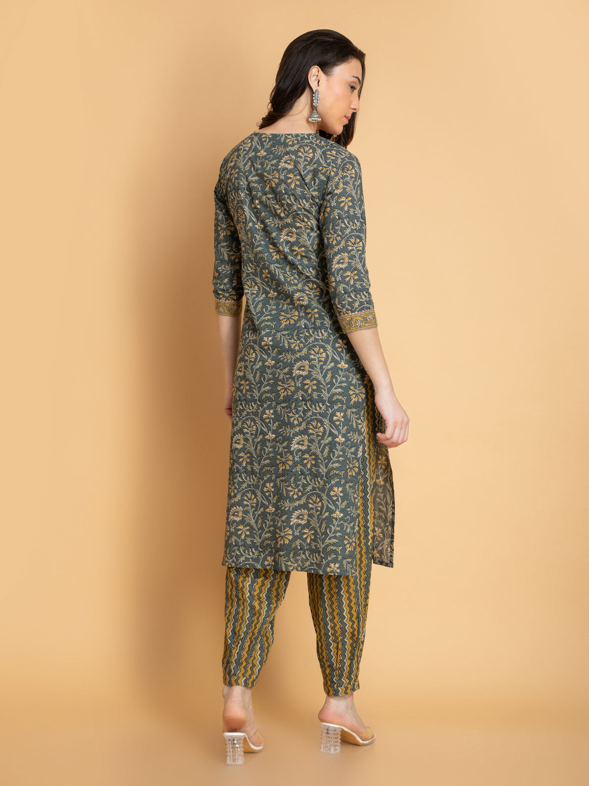 MUL-COTTON PRINTED SKD WITH HAND CRAFT.