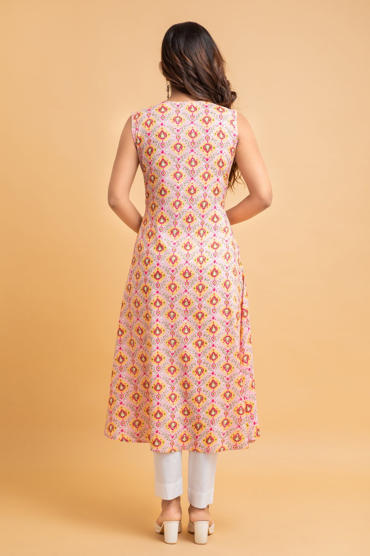 FLARED KURTI WITH V NECK AND SCREEN PRINT