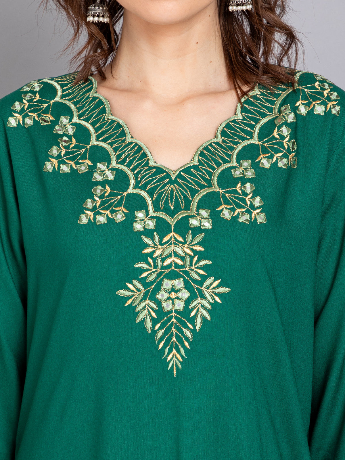 FESTIVE SCALLOPED 2PCS. KURTA SET EMBELLISHED WITH MIRROR EMBROIDERY