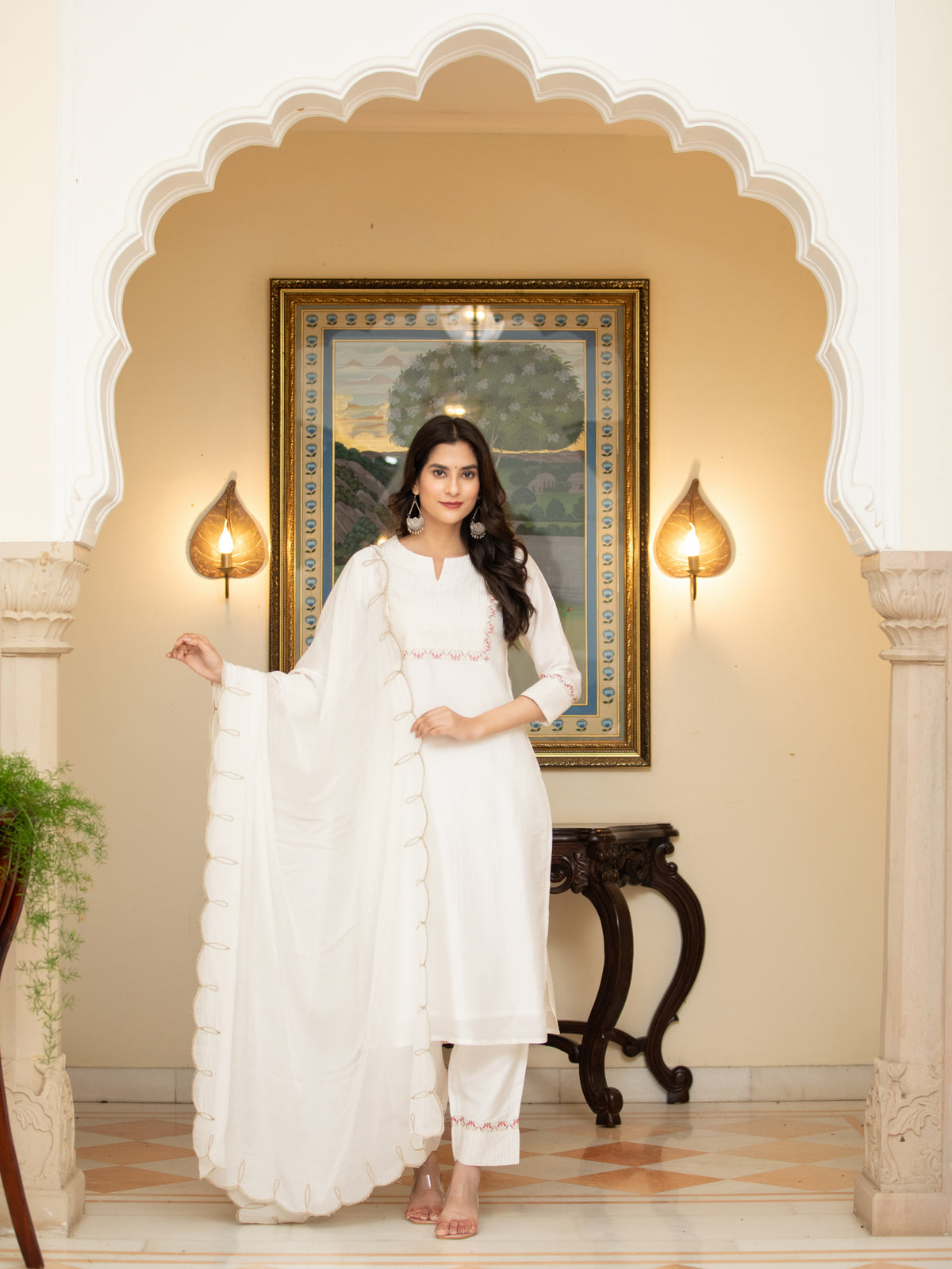DOLA SILK 3 PCS KURTA SET WITH ZARI EMBROIDERY