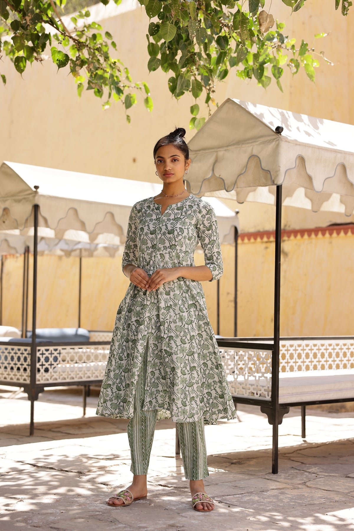 MUL COTTON PRINTED 2PC KALIDAR KURTA PANT SET