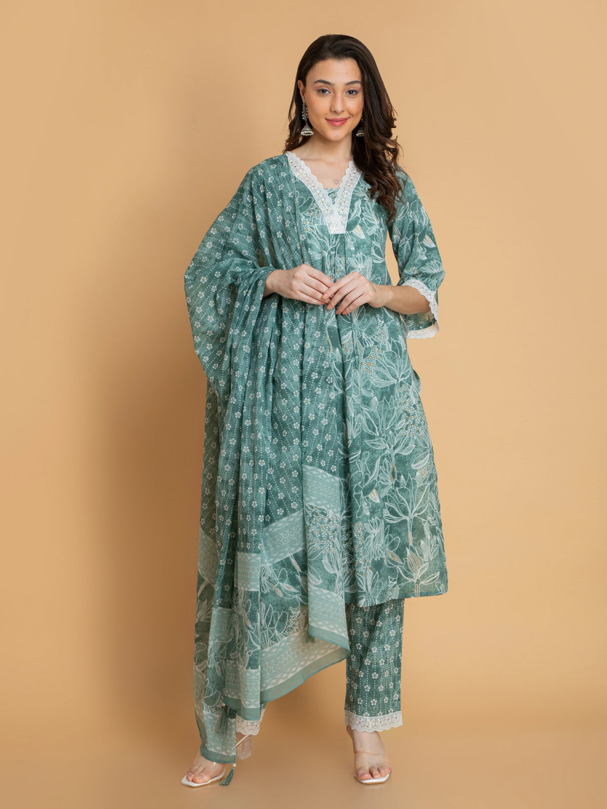 SUTI WOMEN MUL COTTON 3PC PRINTED SUIT SET WITH LACE DETAILS