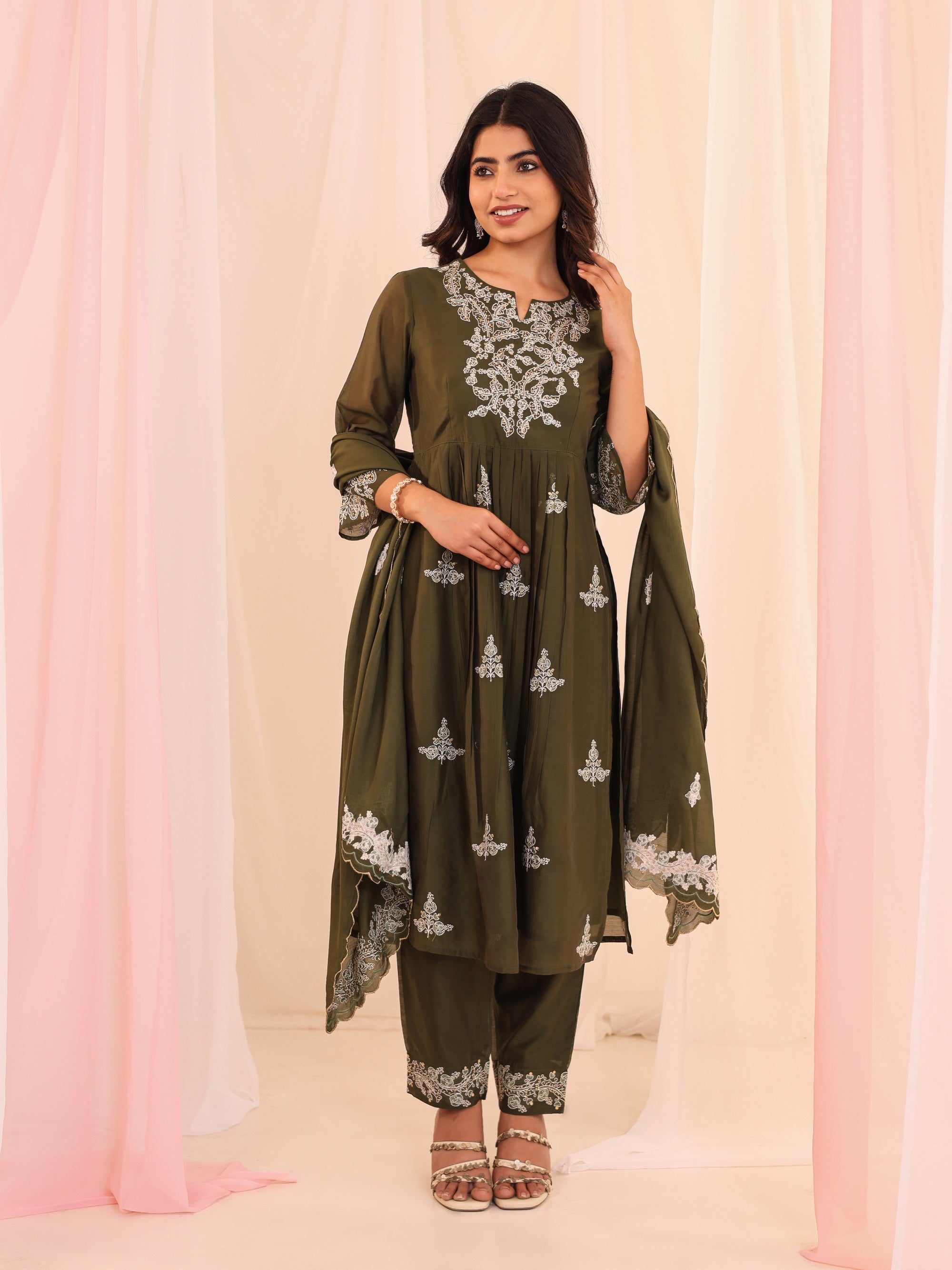 Dark Green 3 Pcs Kurta Set in Chanderi Silk