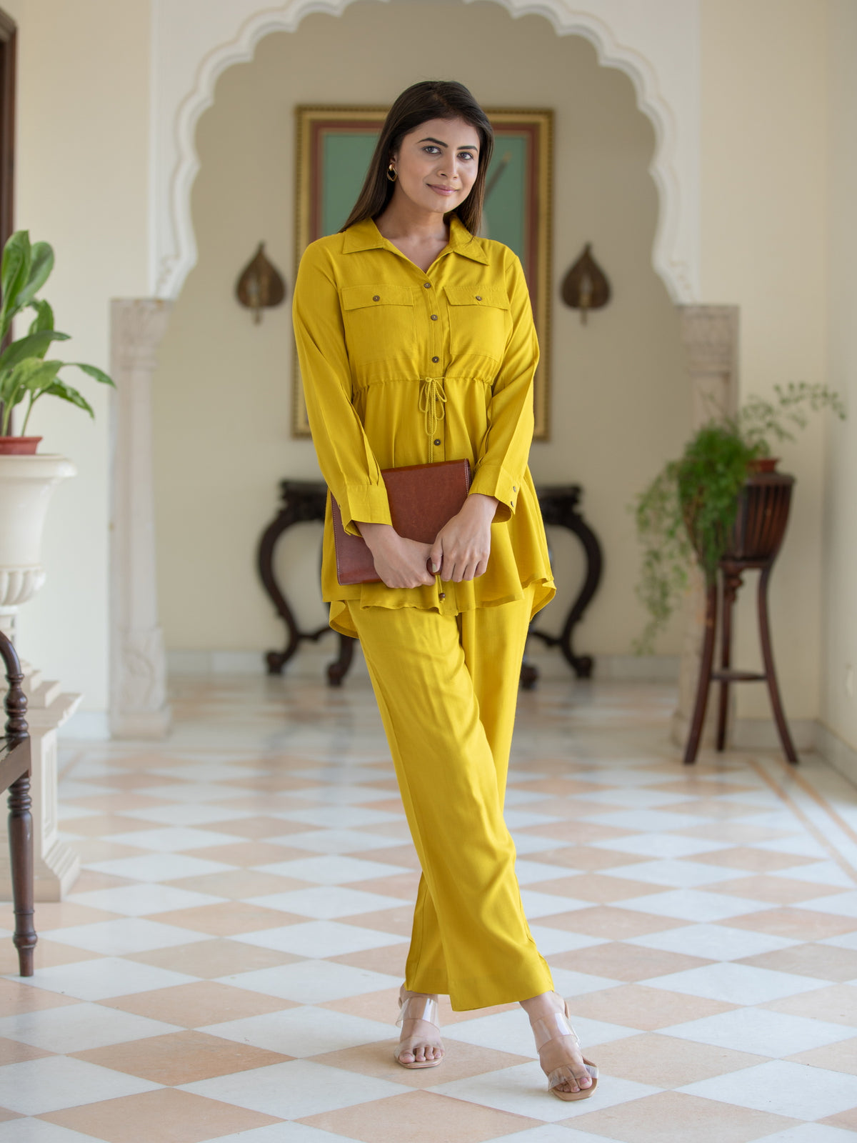 FASHION MEAR 2PC CO-ORD SET DETAILED WITH POCKETS $ DORI STRING.