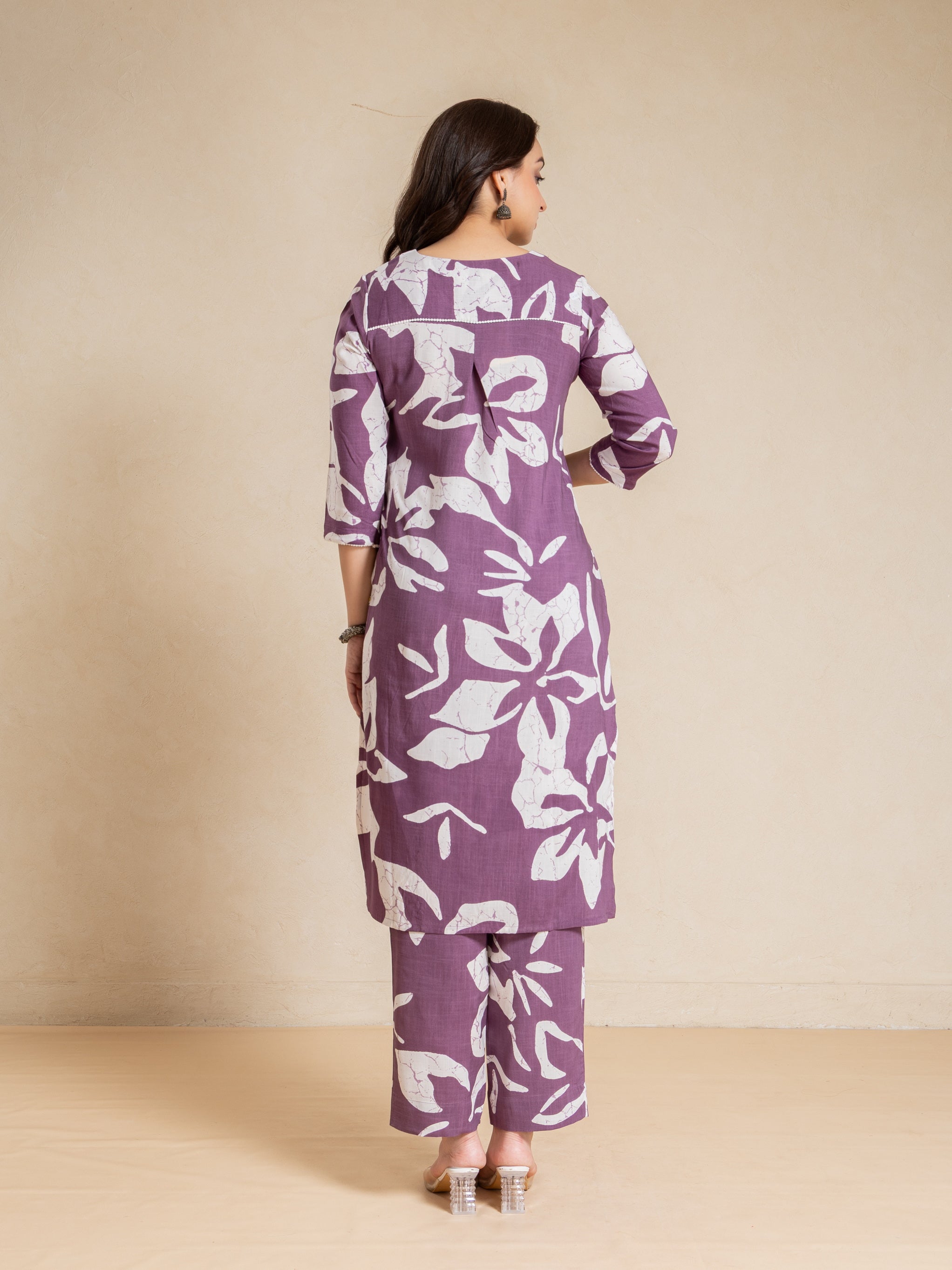Dusty Lavender Rayon Slub Round Neck Straight Fit 2 Pcs Co-Ord Set