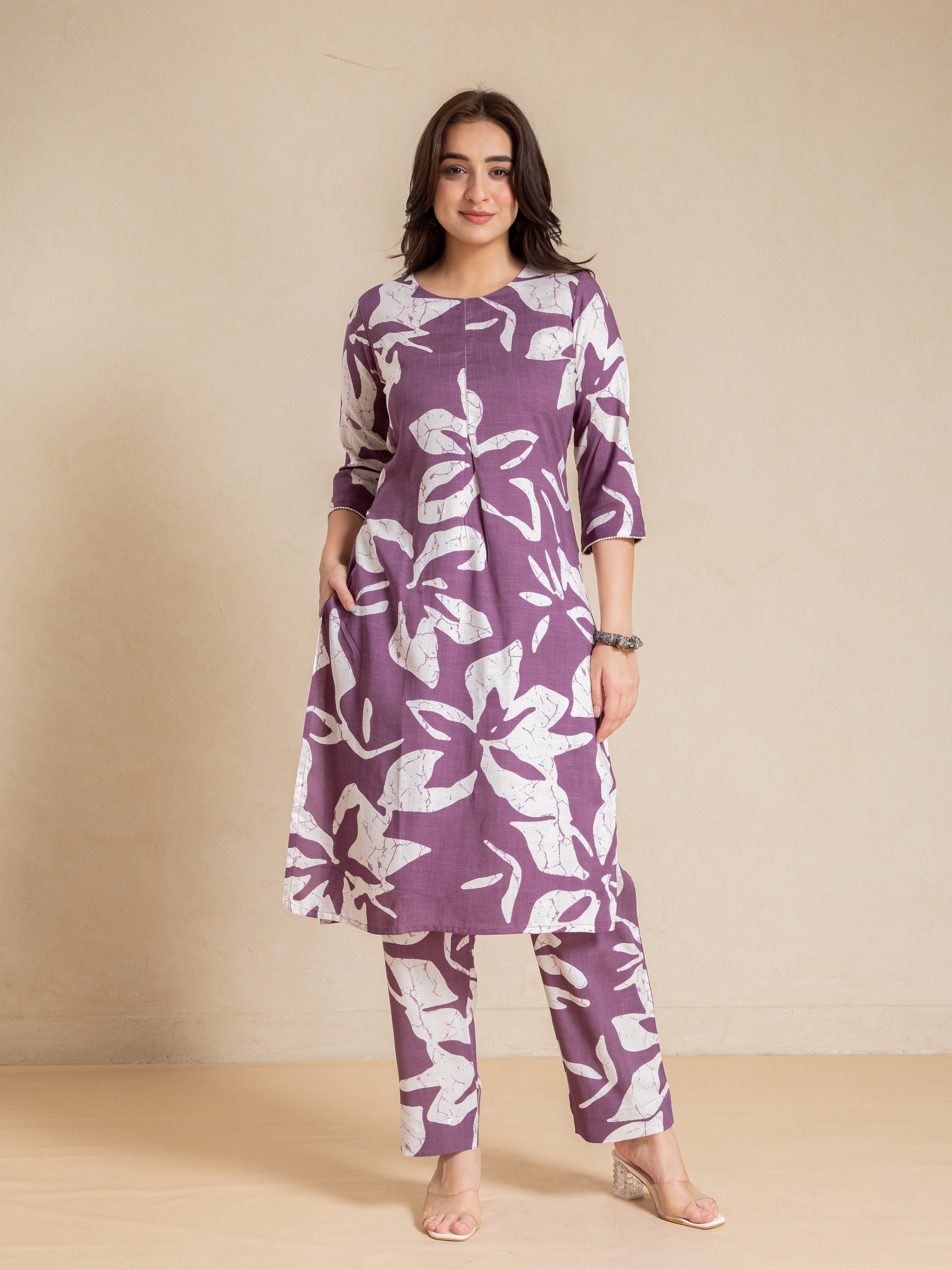Dusty Lavender Rayon Slub Round Neck Straight Fit 2 Pcs Co-Ord Set