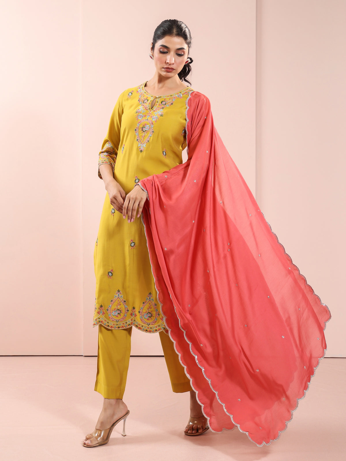 3PC CHIKANKARI EMBROIDERY KURTA SET