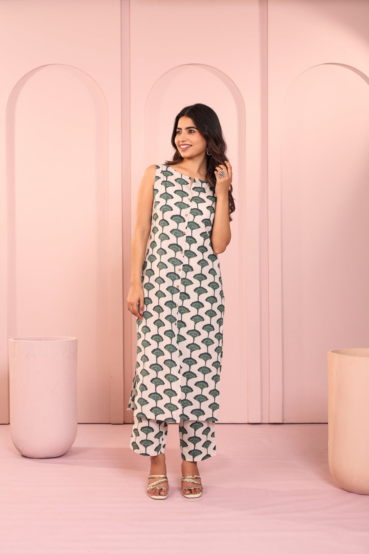 LINEN BLEND 2PC SLEEVELESS KURTA CULOTTE SET