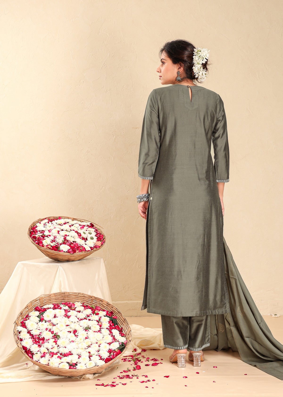 3PC PLACEMENT EMBROIDERY KURTA SET