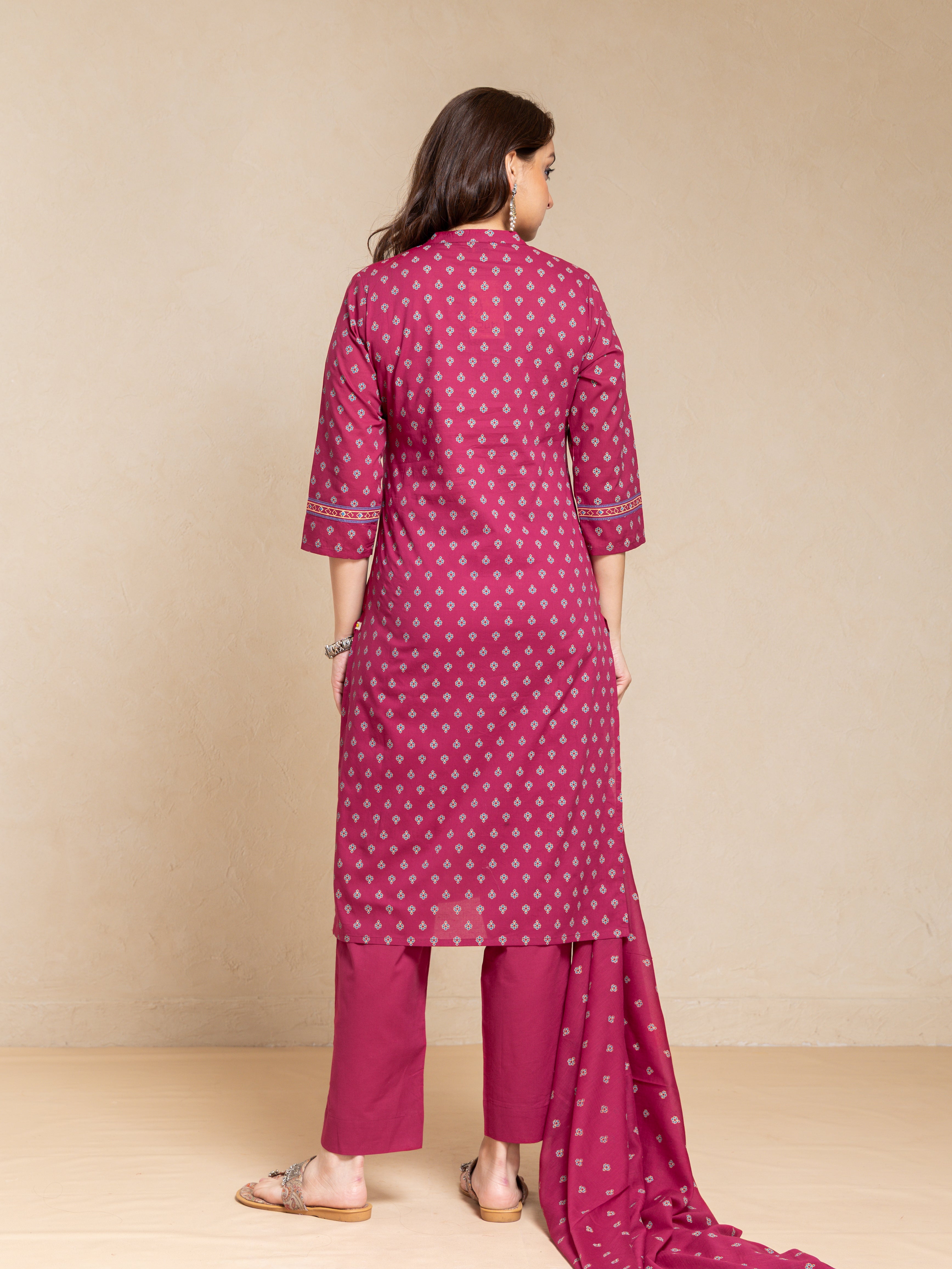 Pink & Red Knee-Length Printed Straight Kurta Set