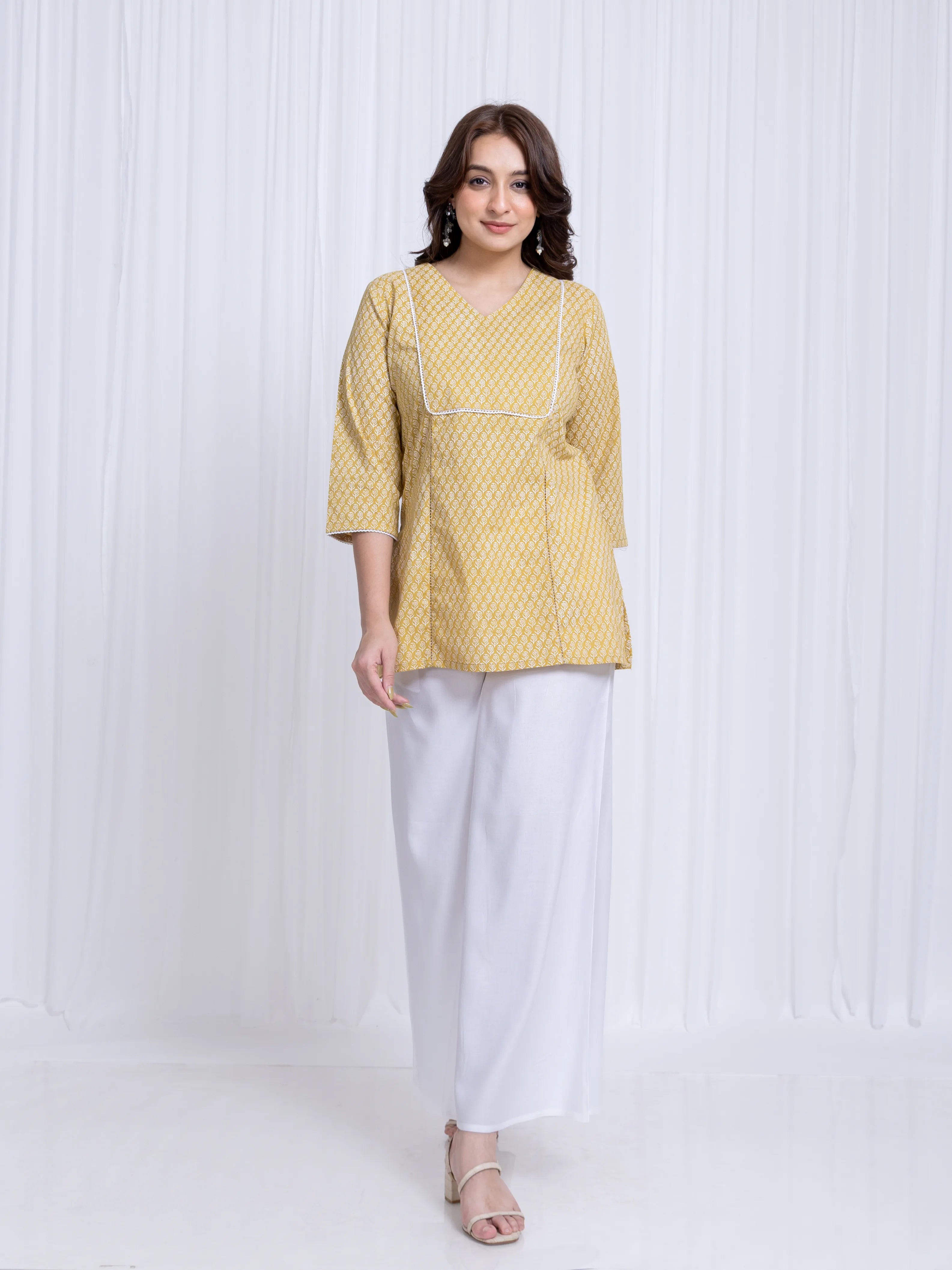 PRINTED SHORT KURTI