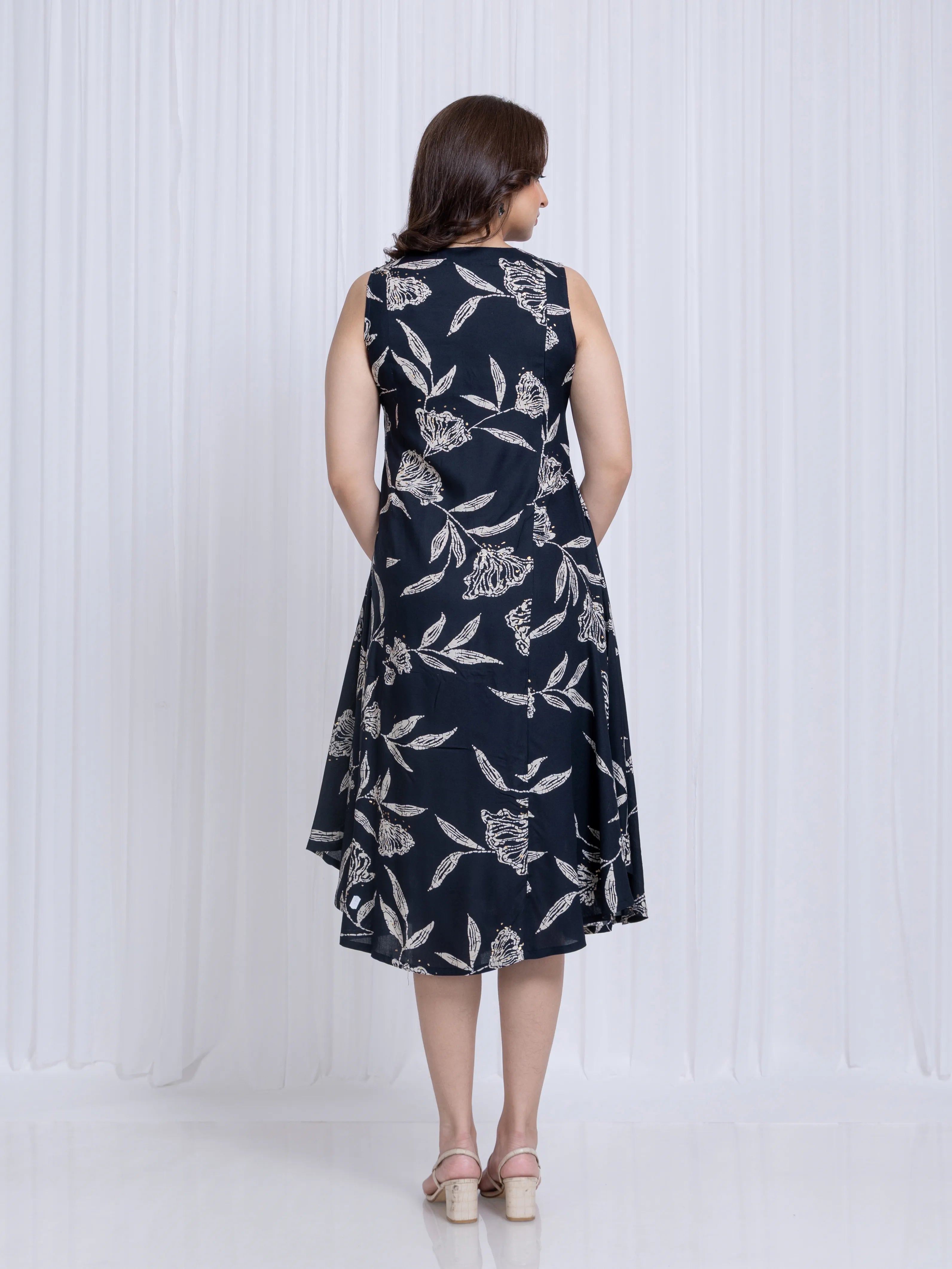 DABU WITH FOIL PRINTED FLARED MID LENGTH DRESS