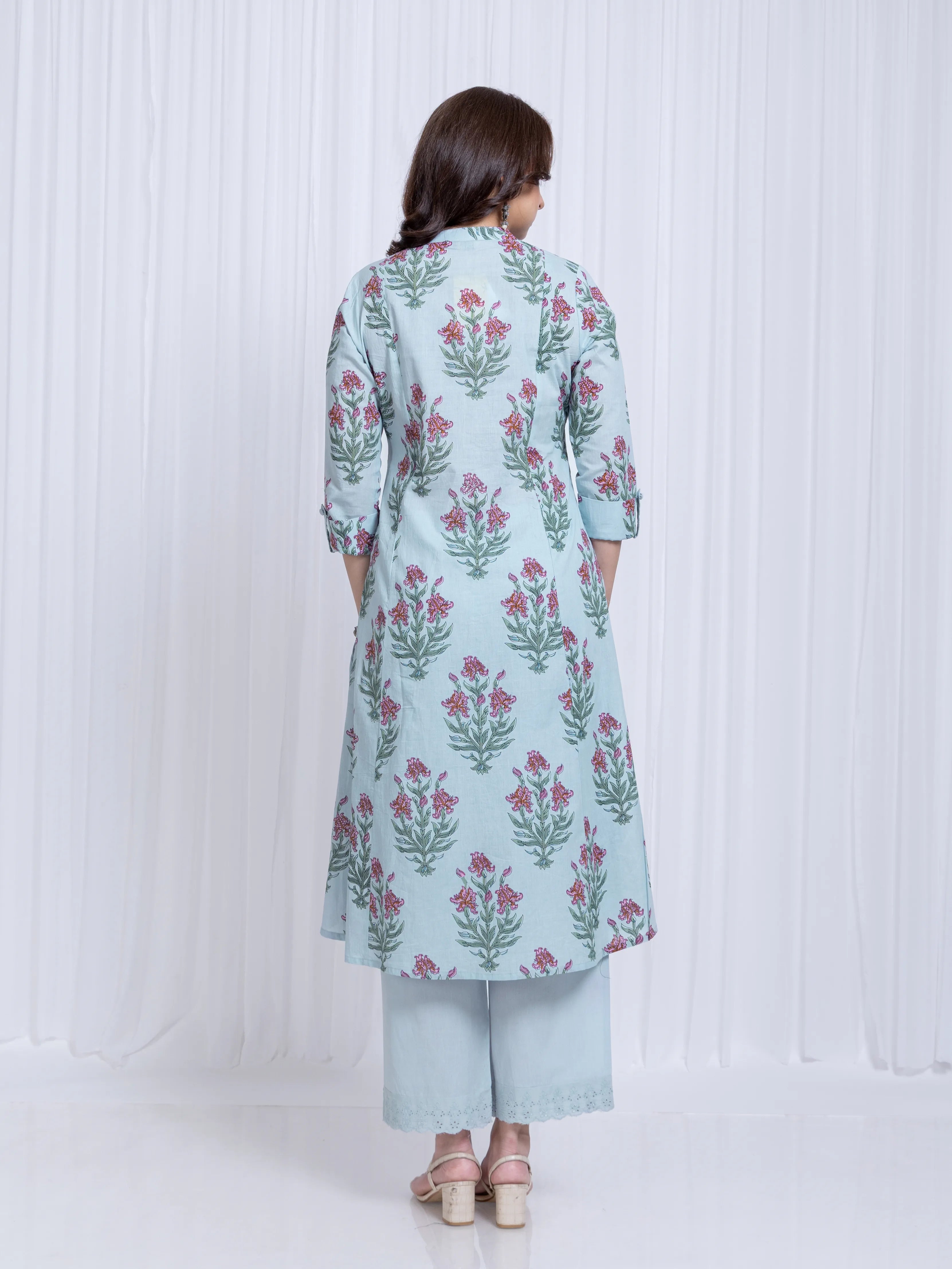 BUTTA PRINTED 2PC KURTA SET WITH EMBLISHED HAND WORK ON NECK LINE
