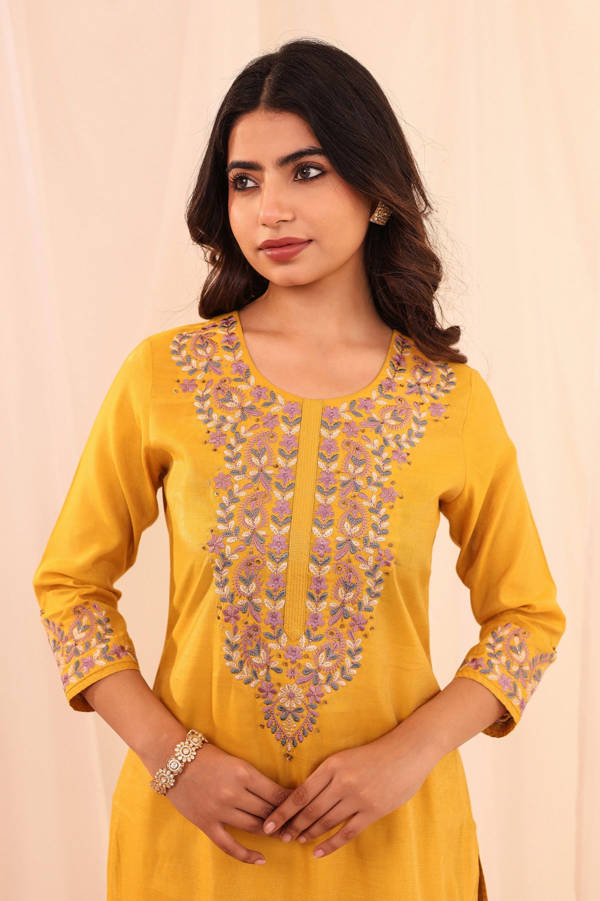 SHIMMER 3PC CHIKANKARI EMBROIDERY KURTA SET EMBELLISHED WITH ADDA WORK HIGHLIGHTS
