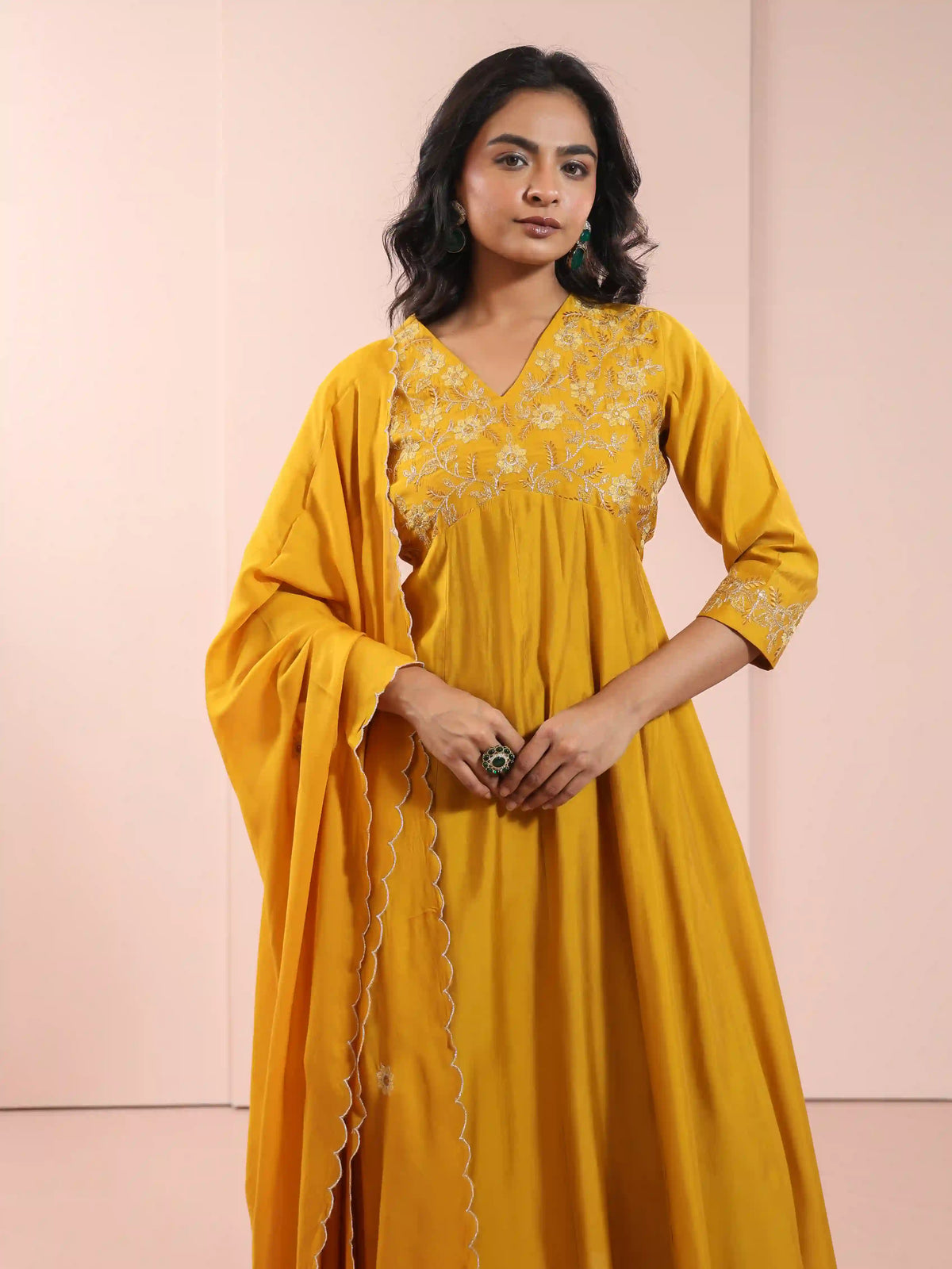 CHIKANKARI EMBROIDERED 3PC ALIA CUT KALIDAR KURTA SET