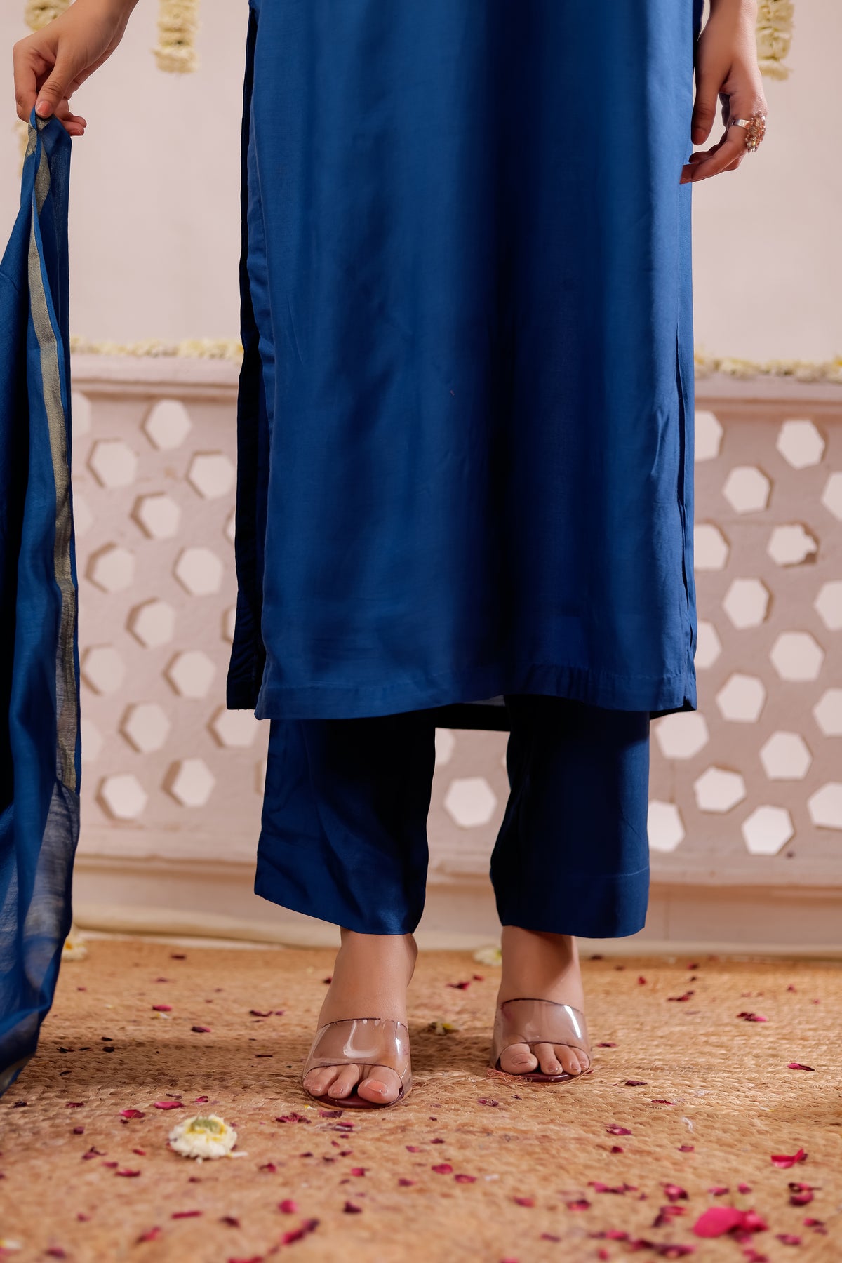 Muslin Silk 3PCS Kurta Pant Set with Embroidery