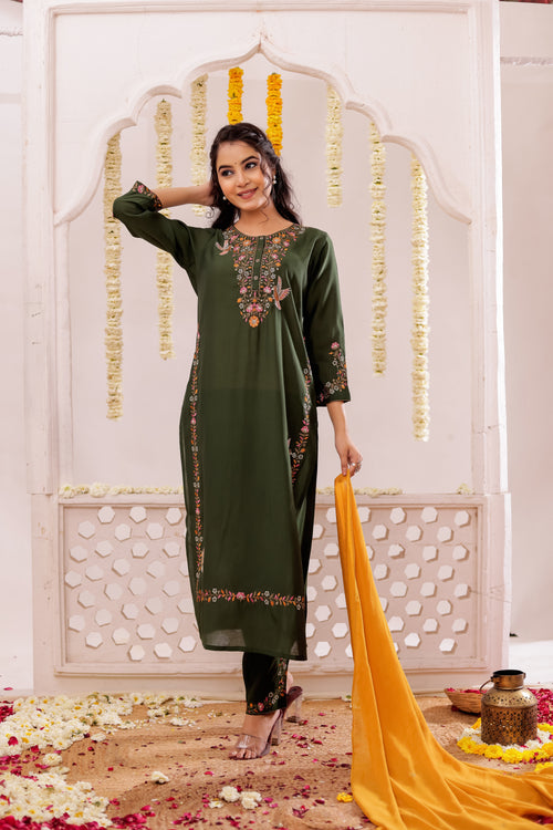 SILK BASE BEAUTIFUL EMBROIDERY 3PC KURTA SET WITH SEQUENCE DETAILS