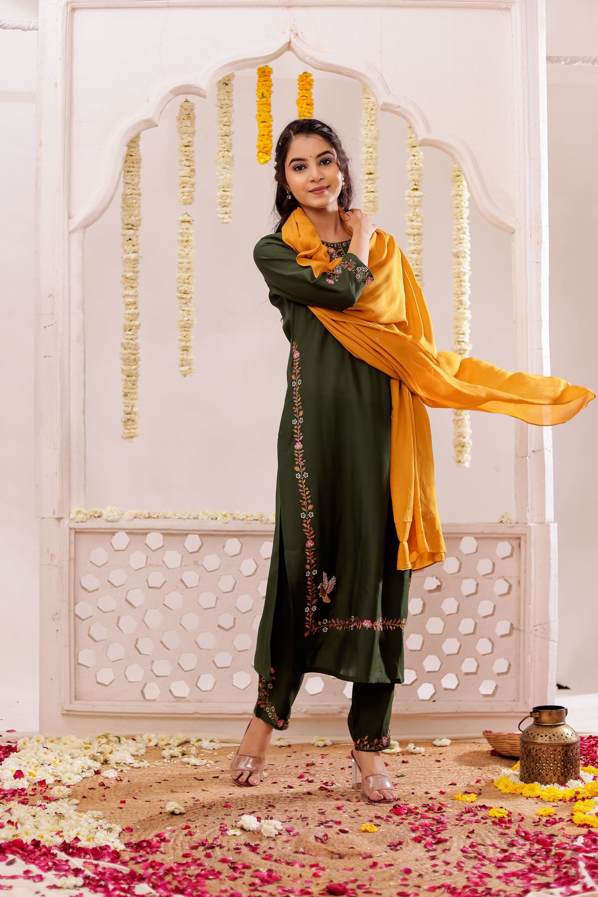 SILK BASE BEAUTIFUL EMBROIDERY 3PC KURTA SET WITH SEQUENCE DETAILS