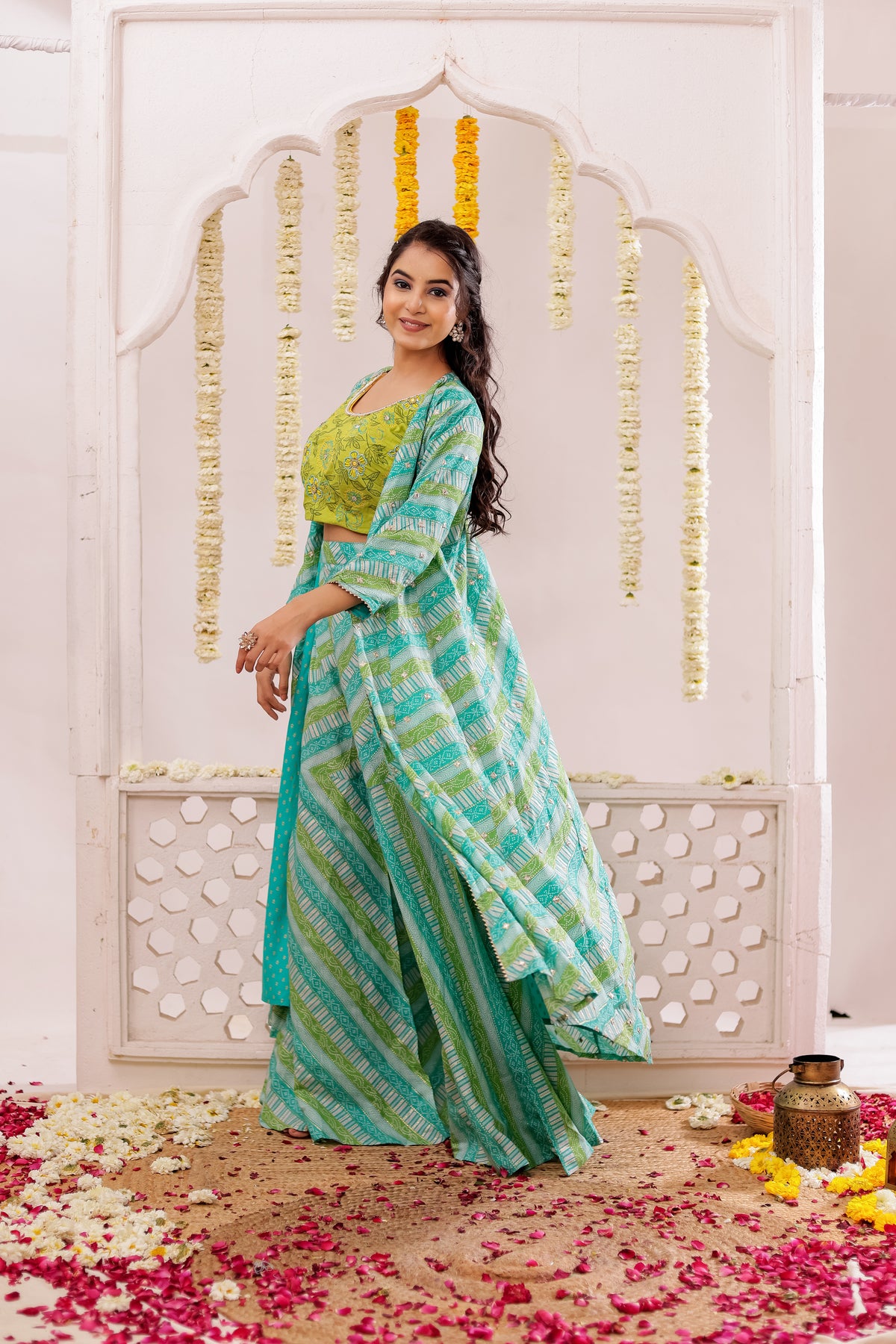 BANDEJH PRINT SHARARA WITH CAPE  3 PCS SET