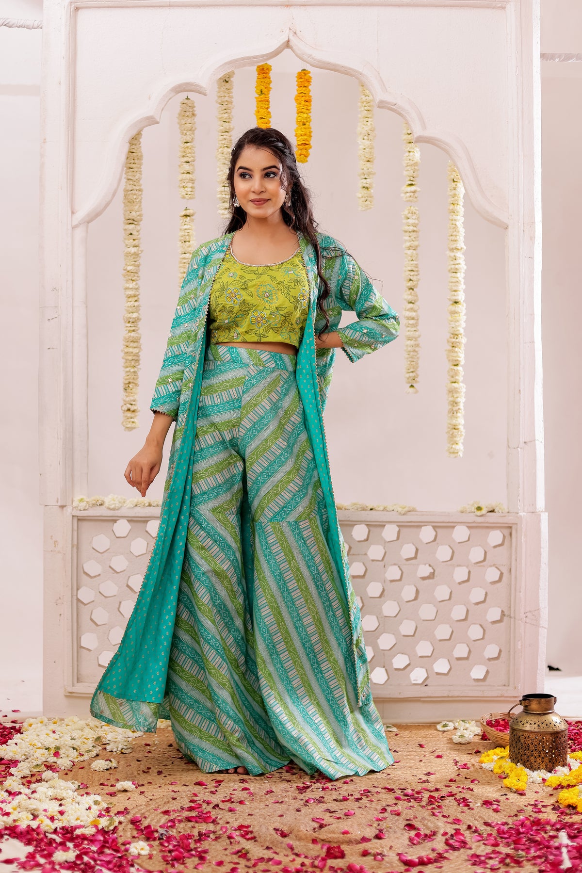 BANDEJH PRINT SHARARA WITH CAPE  3 PCS SET
