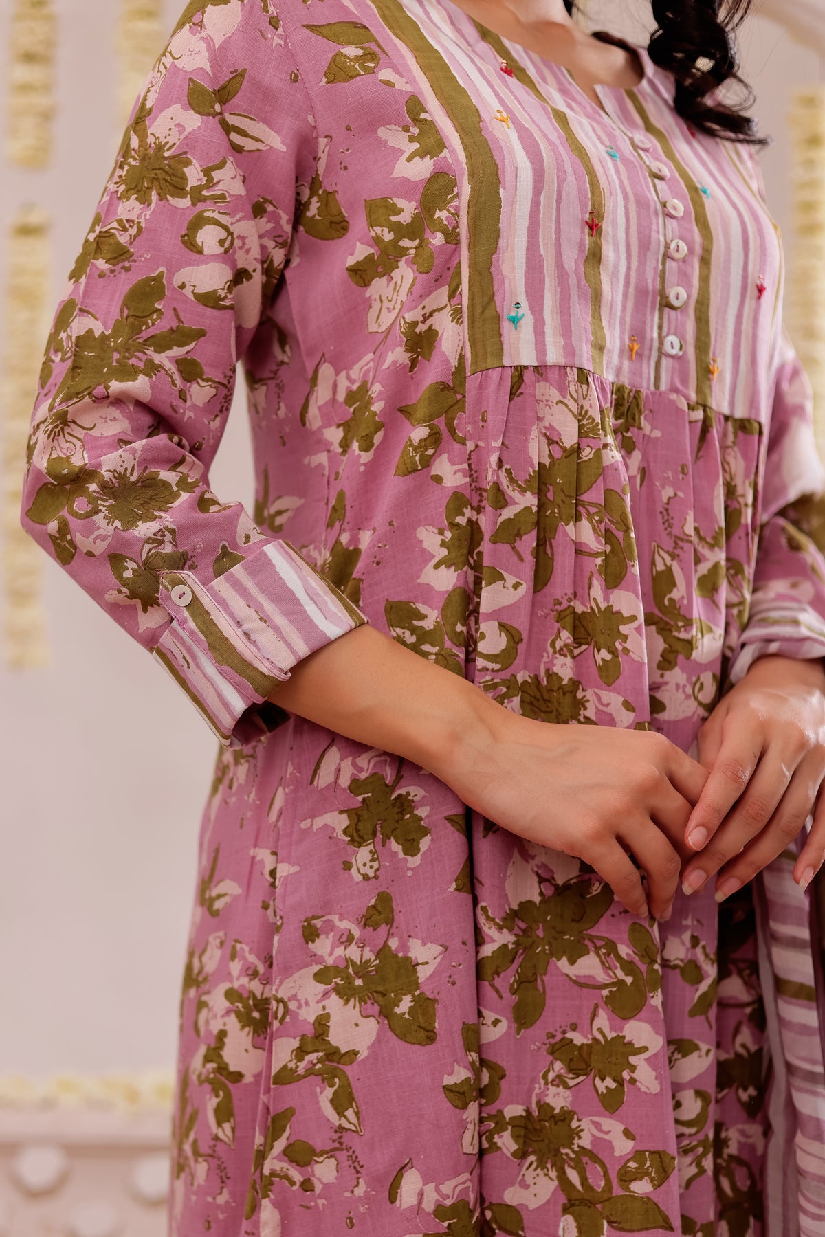 FLORAL PRINTED 3PC FLARED KURTA SET EMBELLISHED WITH HAND CRAFT DETAILS