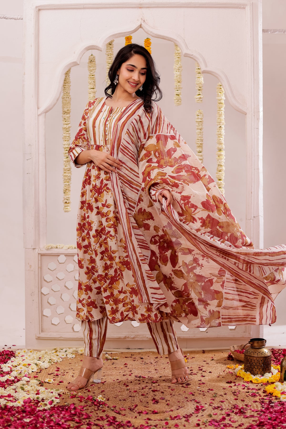 FLORAL PRINTED 3PC FLARED KURTA SET EMBELLISHED WITH HAND CRAFT DETAILS