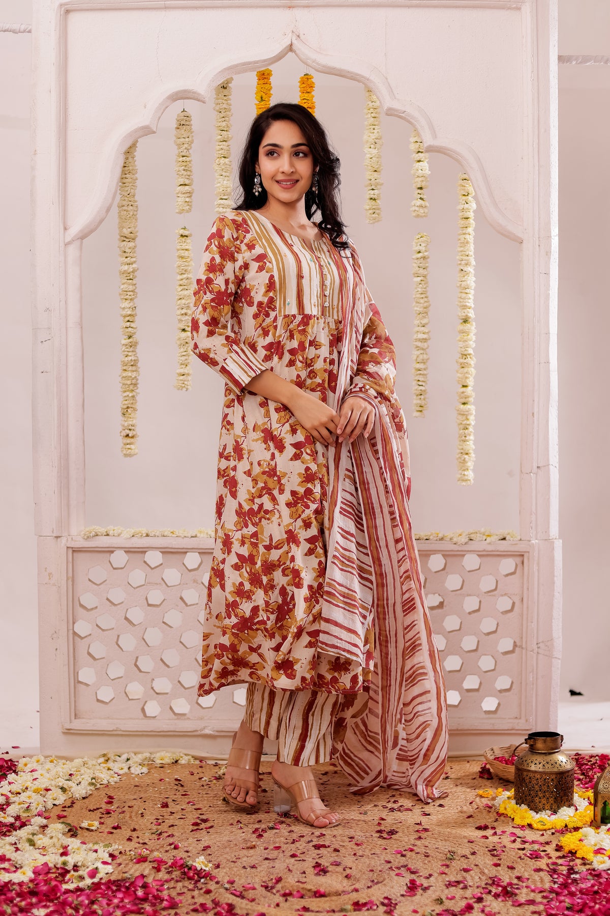 FLORAL PRINTED 3PC FLARED KURTA SET EMBELLISHED WITH HAND CRAFT DETAILS