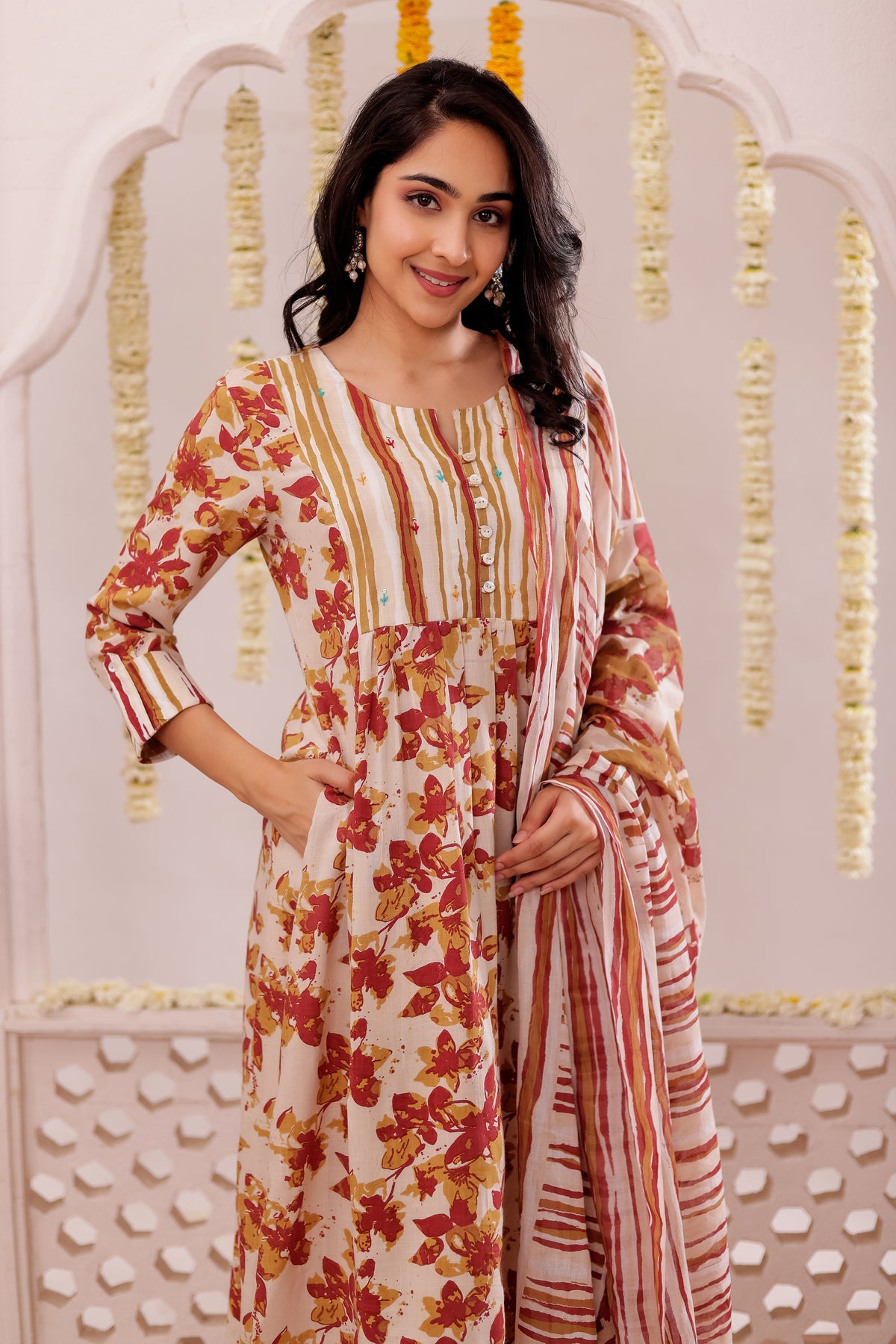 FLORAL PRINTED 3PC FLARED KURTA SET EMBELLISHED WITH HAND CRAFT DETAILS