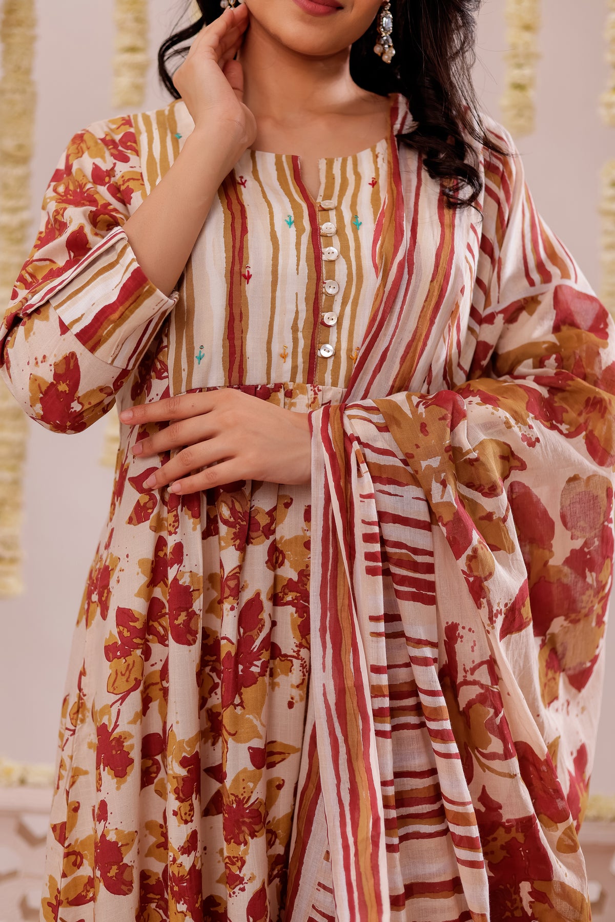 FLORAL PRINTED 3PC FLARED KURTA SET EMBELLISHED WITH HAND CRAFT DETAILS