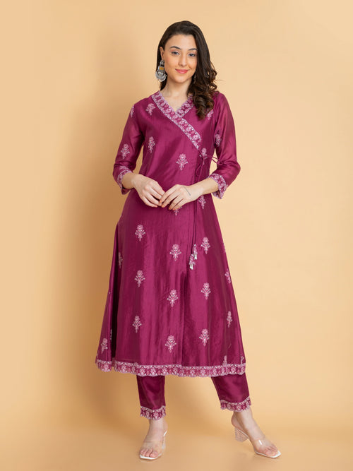 CHIKANKARI EMBROIDERED CHANDERI 3PC ANGRAKHA SET EMBELLISHED WITH DORI LATKAN