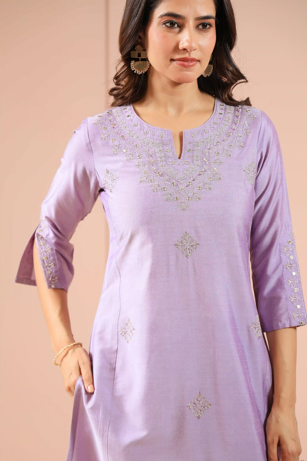 SILK BASE 3PC KALIDAR SET WITH MIRROR EMBROIDERY DETAILS