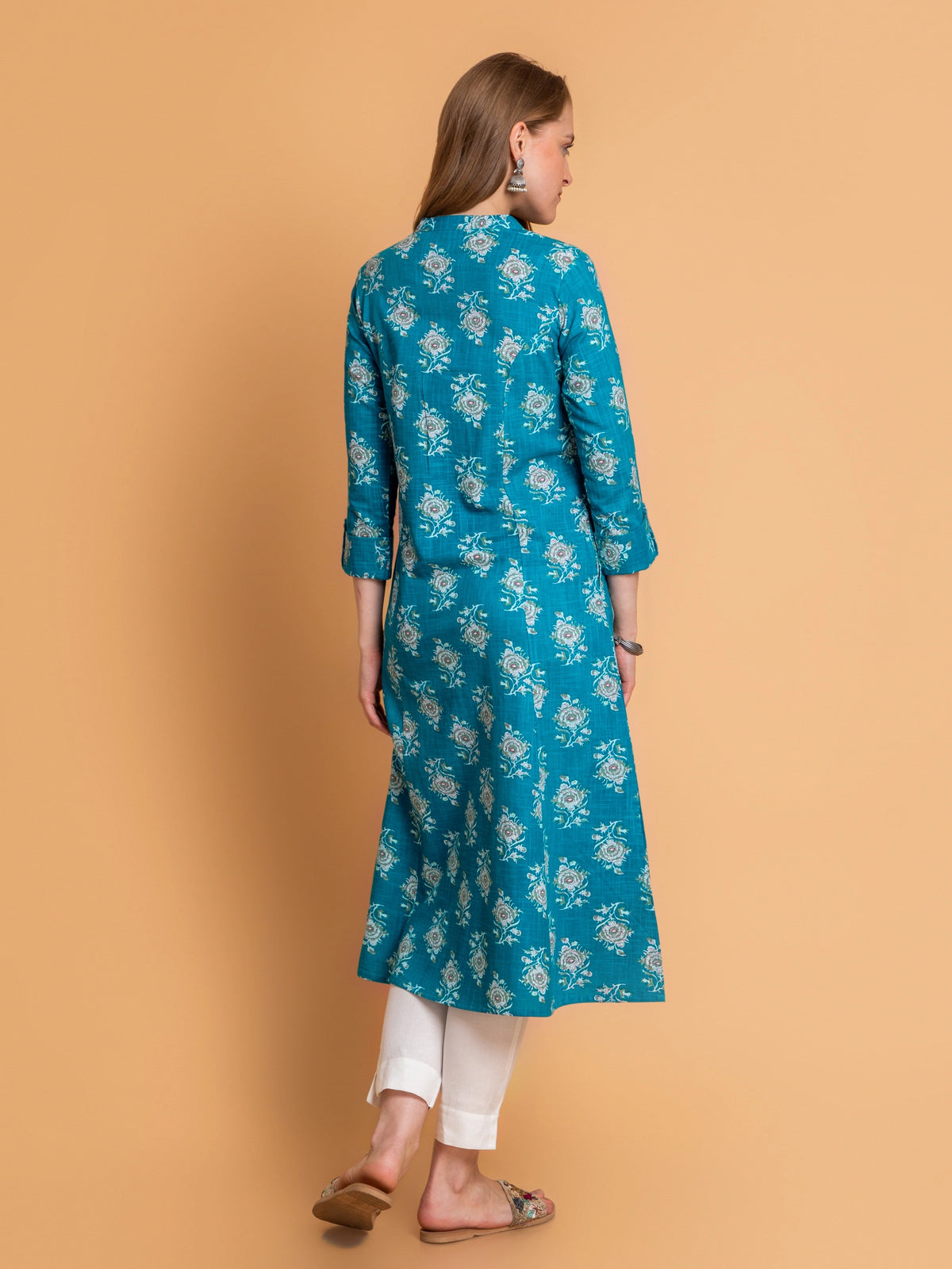 FLORAL PRINTED A-LINE KURTI EMBELLISHED WITH BUTTON DETAILS