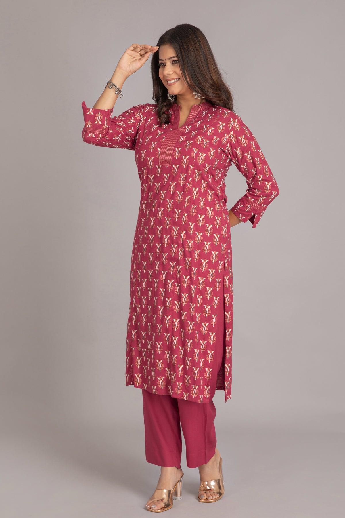 Gold Printed 2 Pc Kurta Set with Couching Detail