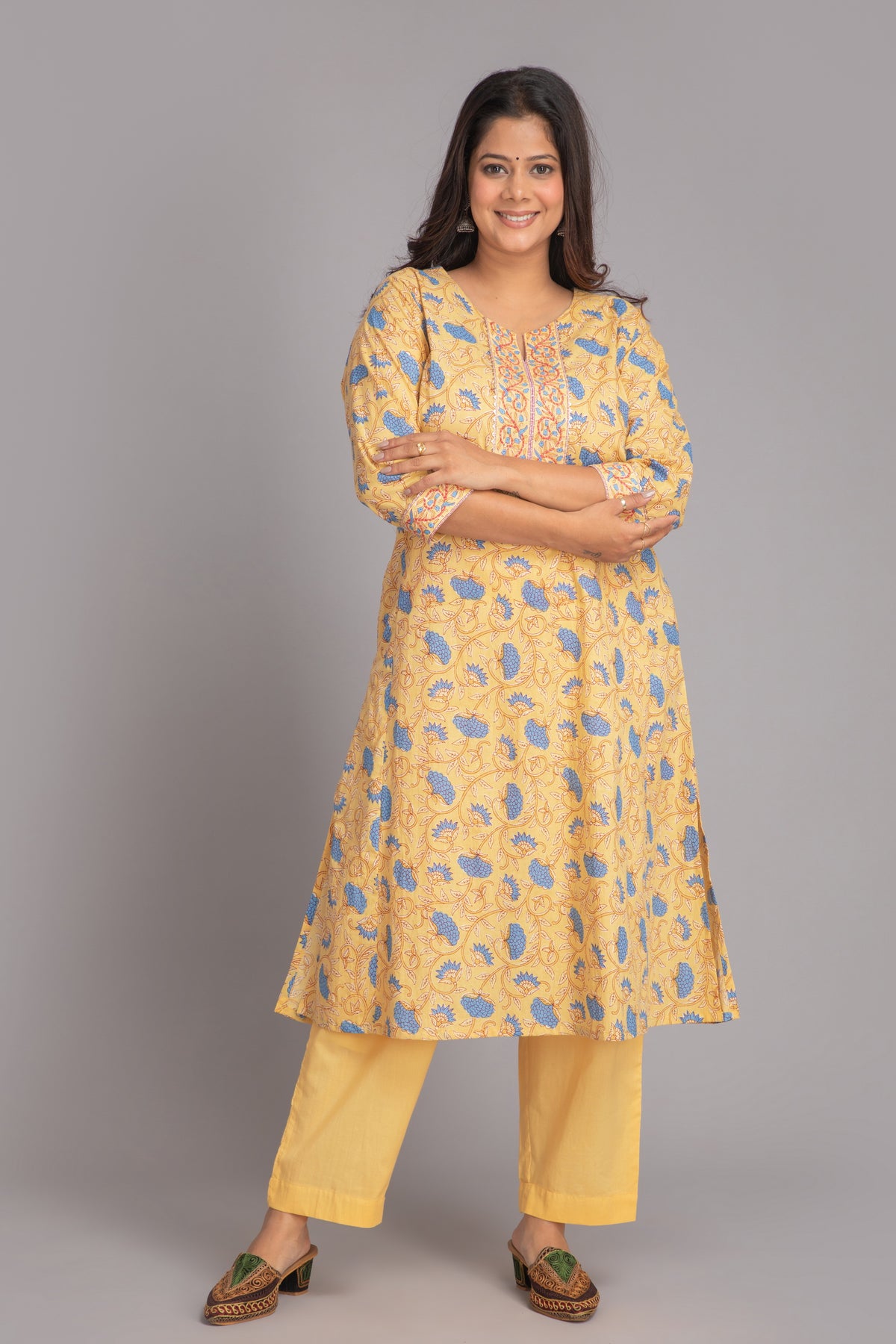 Hand Embellished Lucknowi Style Printed Kurta Pant Set