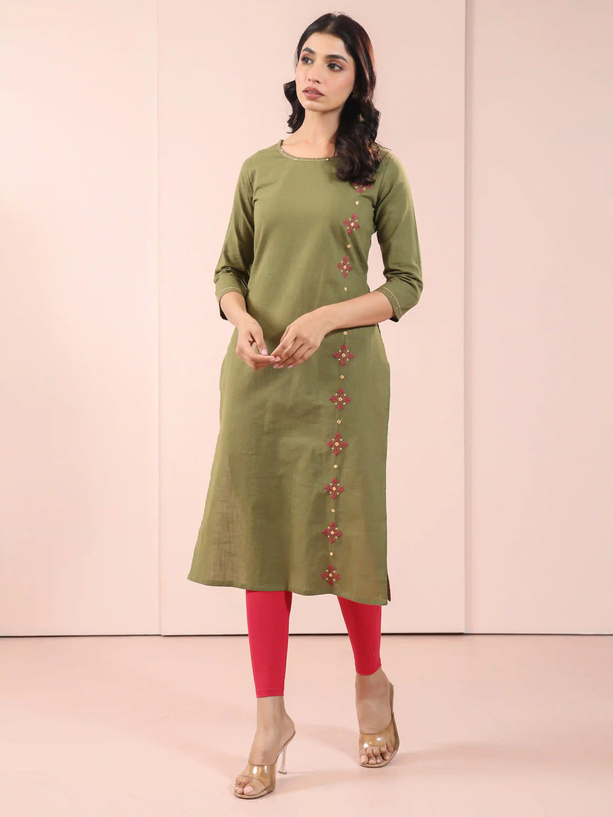MIRROR HANDLOOK EMBROIDERED SINGLE KURTI EMBELLISHED WITH HANDCRAFT DETAILS
