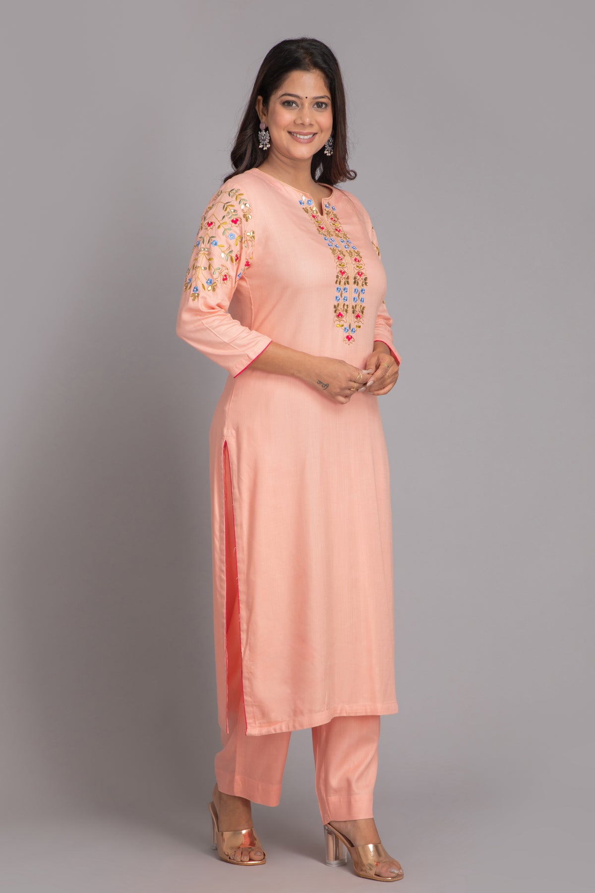 Rayon 2-Piece Kurta Set With Gota Embroidery