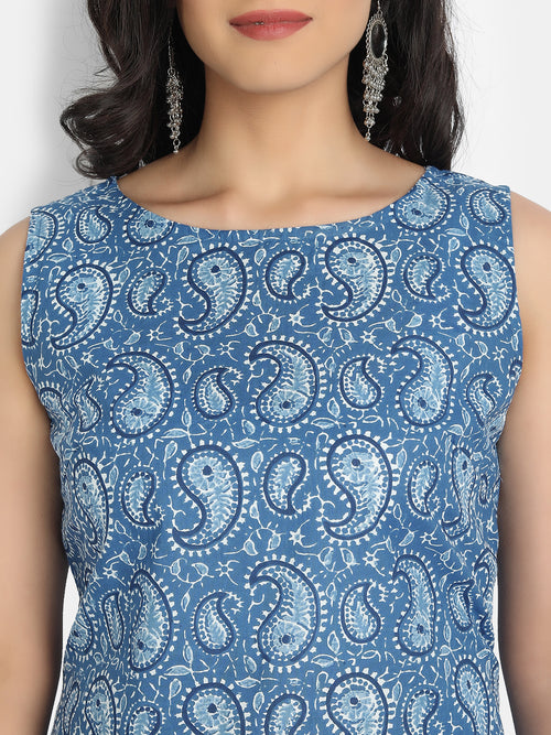 Cotton Printed Sleeveless Straight Long Kurti