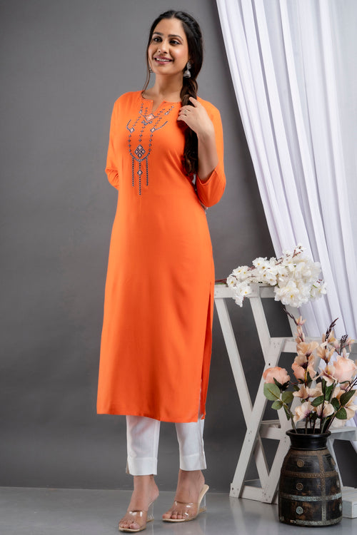 EMBROIDERED STRAIGHT LONG KURTI