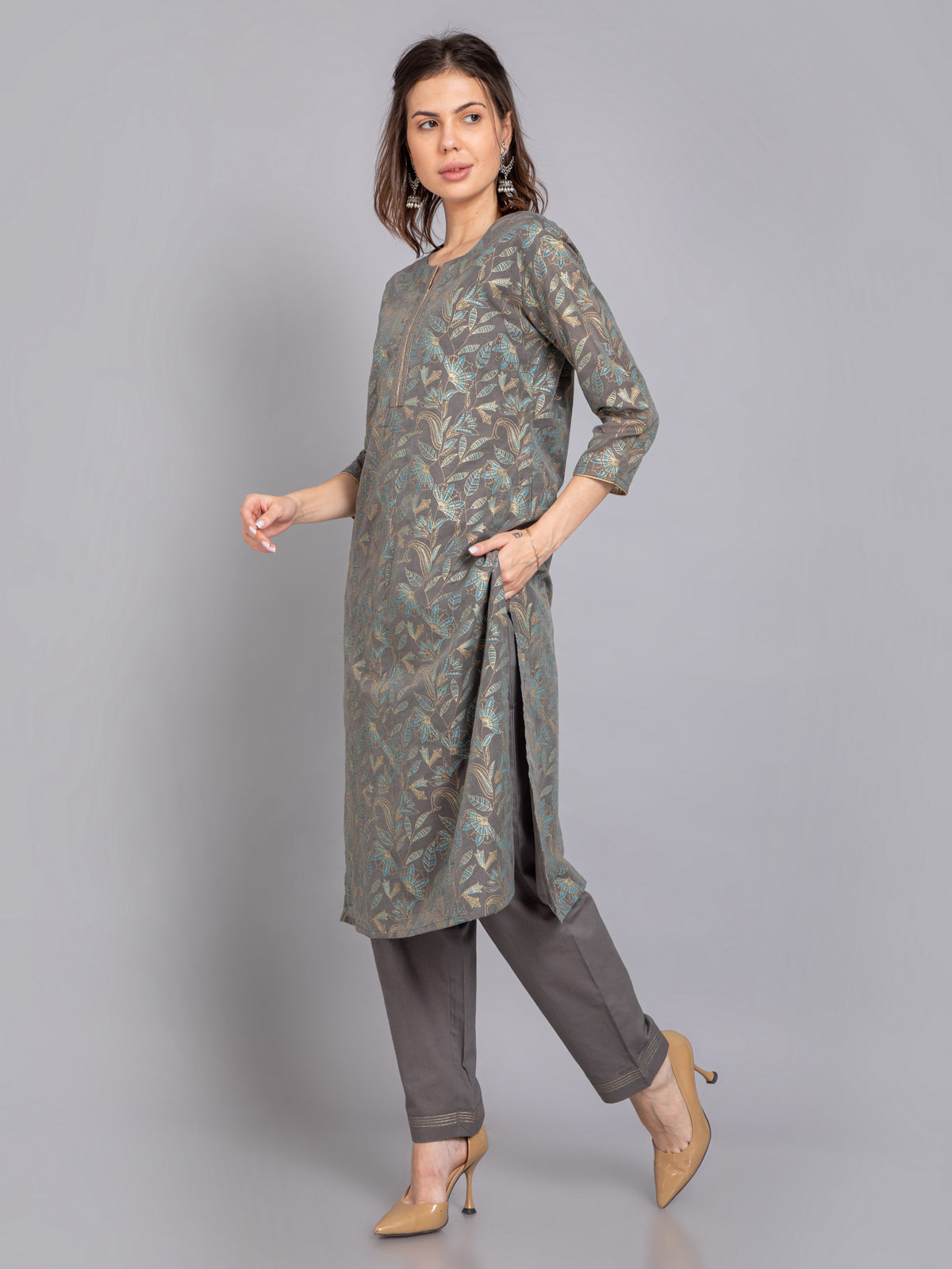 GOLD PRINTED STRAIGHT KURTA WITH PANT SET