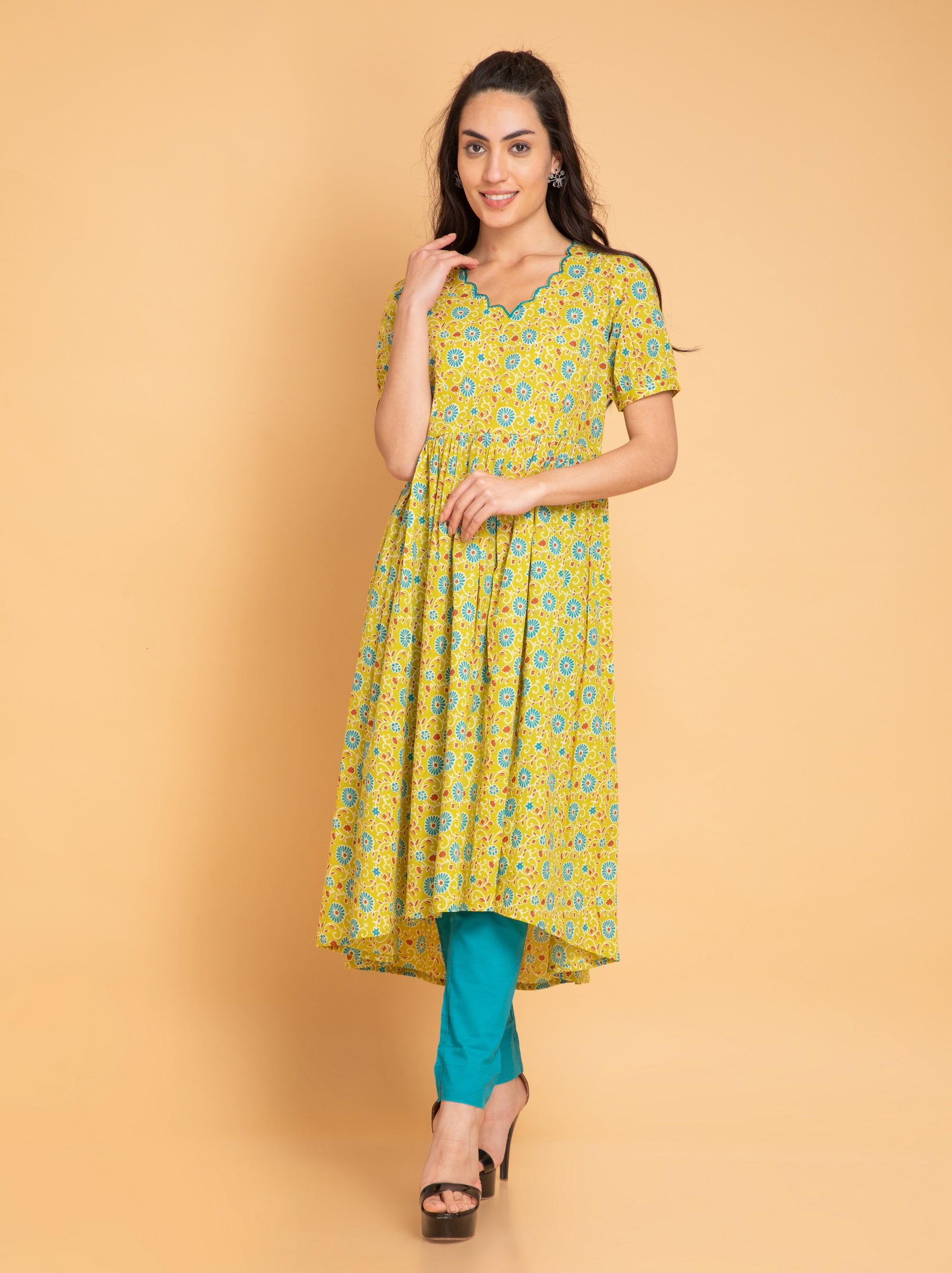 Apple Green Mul Cotton Floral Printed High-Low 2Pc Kurta Set