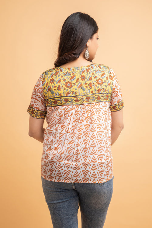 SUTI WOMEN COTTON Chic & Stylish Printed Cotton Top with Dori Latkan