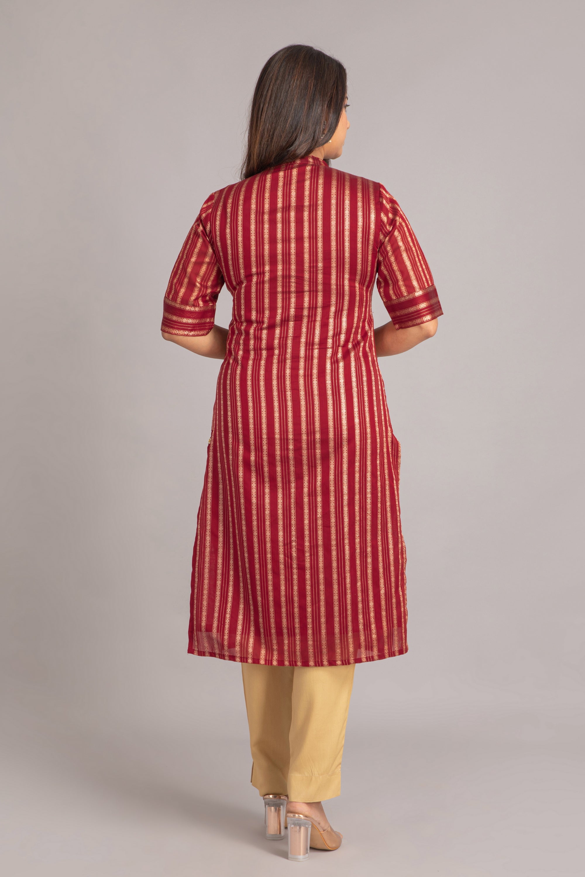 Rustic Maroon Knee Length Kurti in Jaquard Chanderi