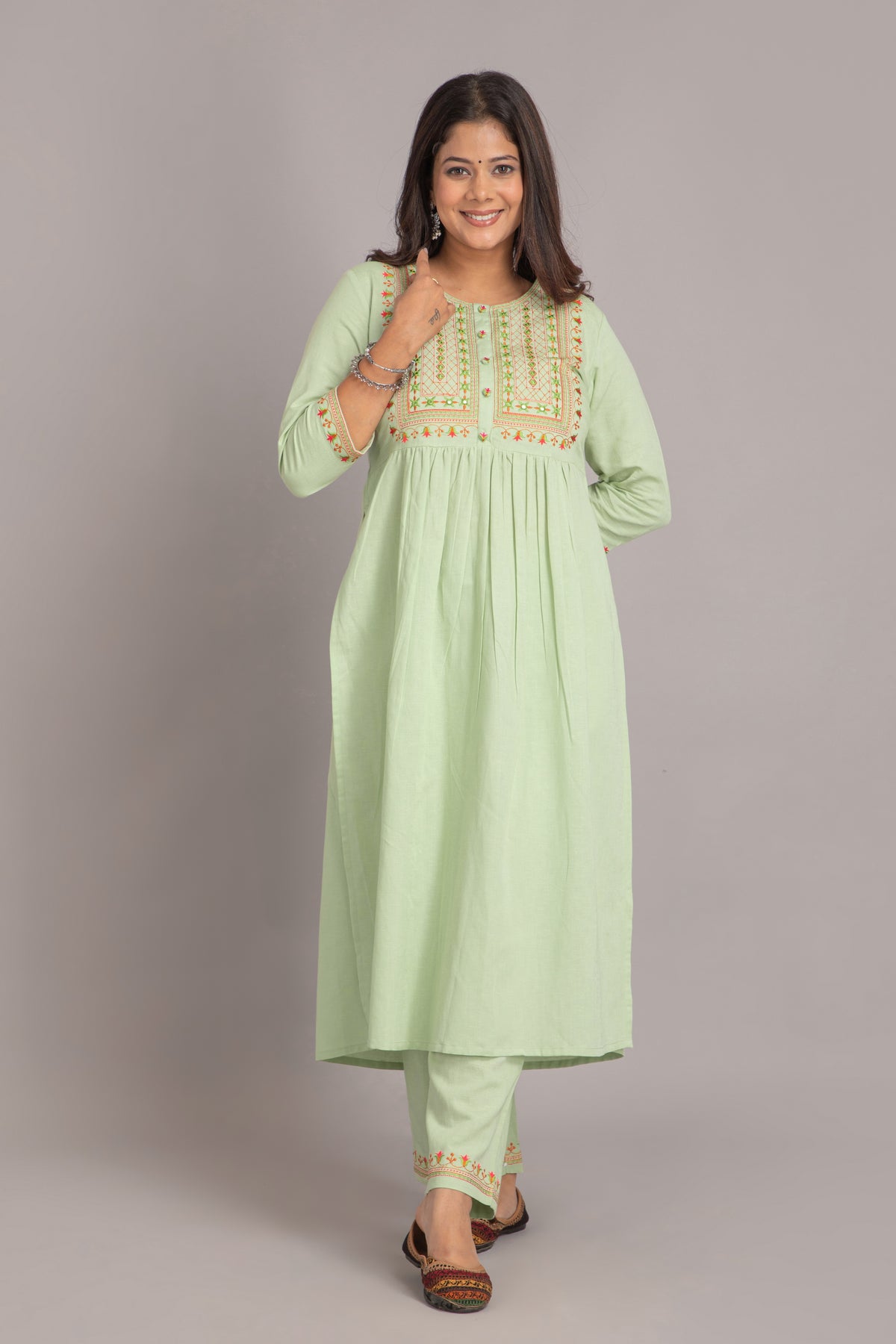 Rayon Embroidered Naira Cut 2 Pc Kurta Set