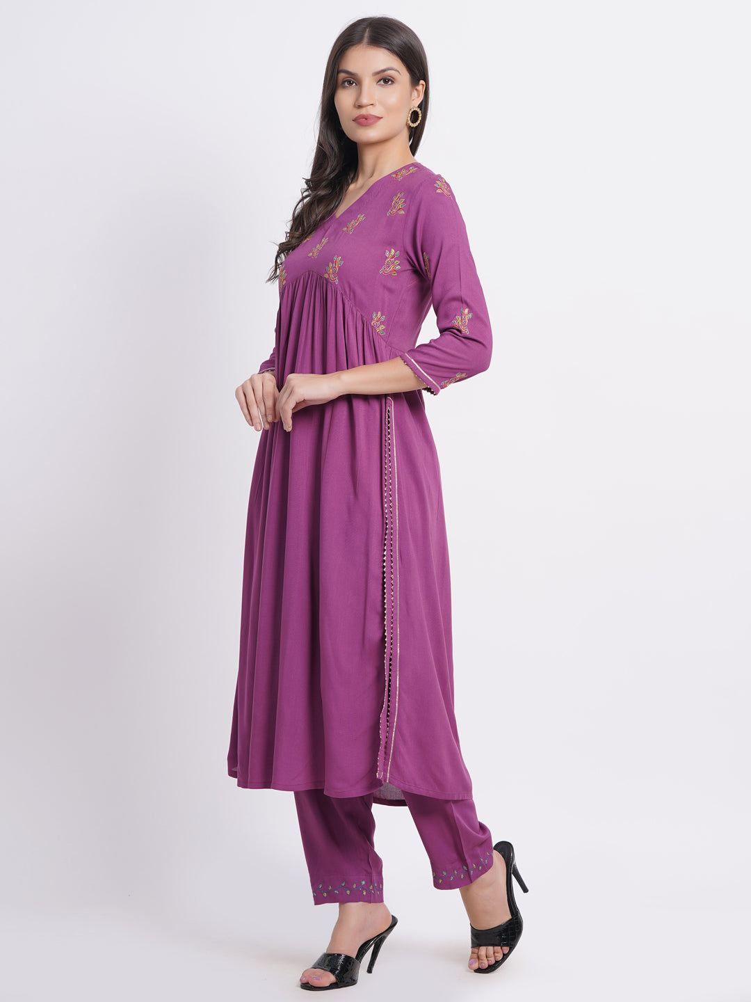 Alia Cut 2pc Kurta Set with Embroidery & Gota Lace