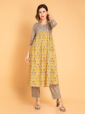 Misted Yellow 2 Pcs Kurta Set in Mul Cotton