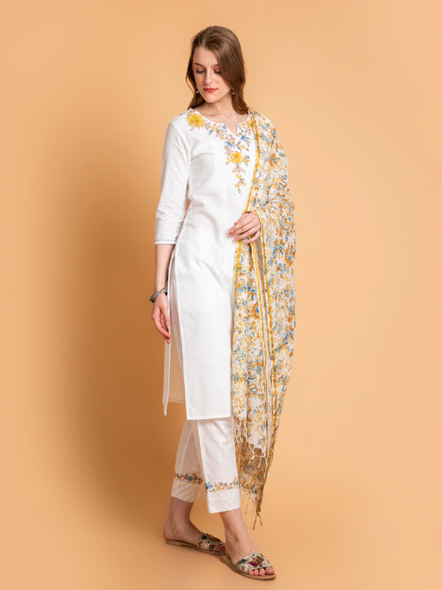 Off-White Embroidered 3Pc Kurta Set with Printed Dupatta